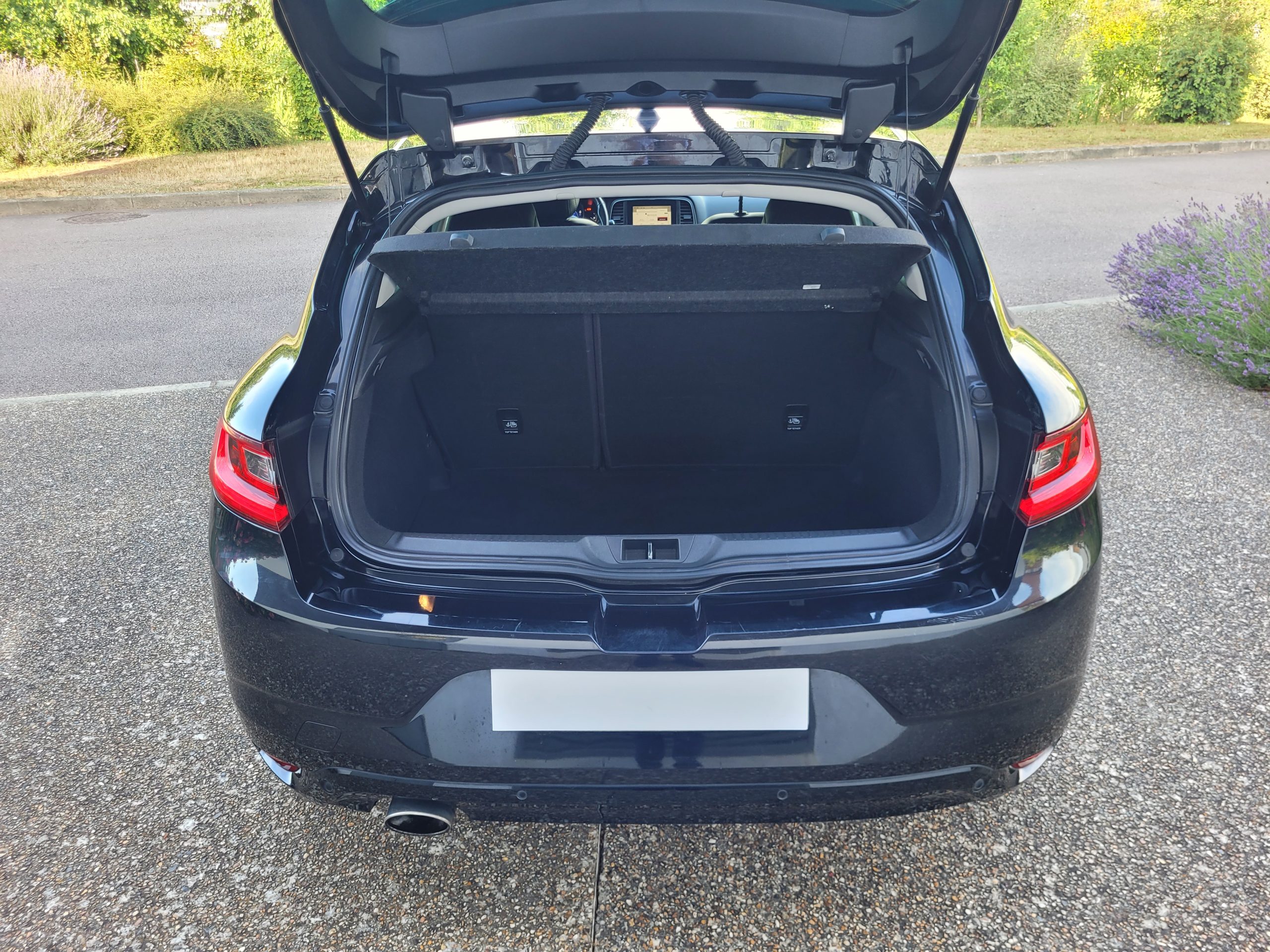 
								RENAULT Megane TCE 130 ENERGY EDC LIMITED full									