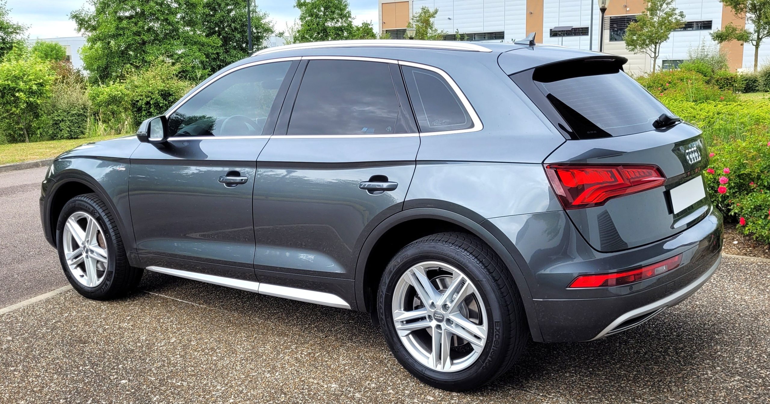 
								AUDI Q5 2.0 TFSI 252ch S LINE QUATTRO S TRONIC 7 ESSENCE/ETHANOL GARANTIE 3/6/12 MOIS full									