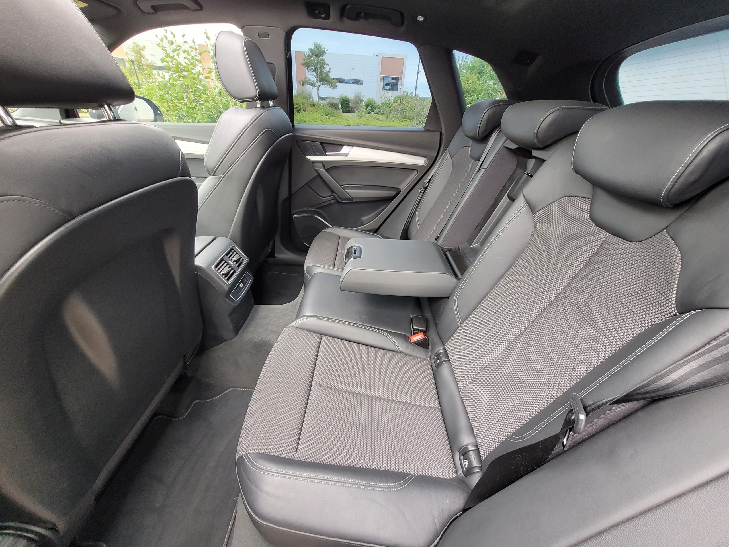 
								AUDI Q5 2.0 TFSI 252ch S LINE QUATTRO S TRONIC 7 ESSENCE/ETHANOL GARANTIE 3/6/12 MOIS full									