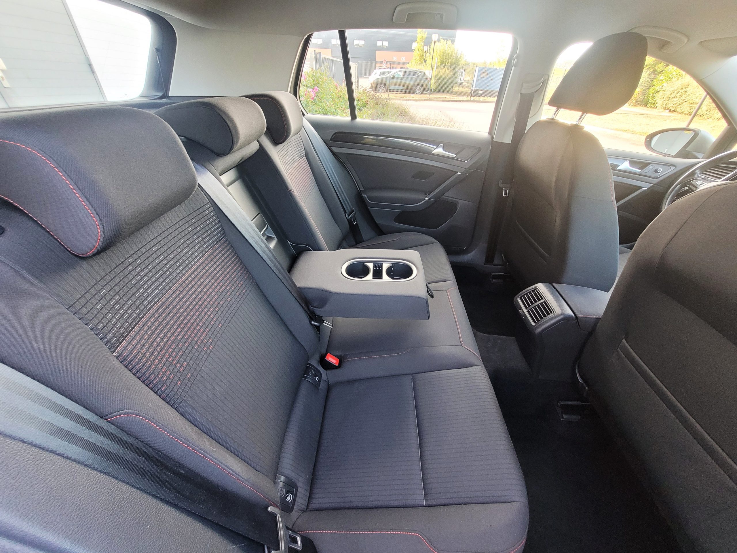 
								Volkswagen Golf 1.4 TSI 125 DSG7 SOUND GARANTIE 3/6/12 MOIS full									