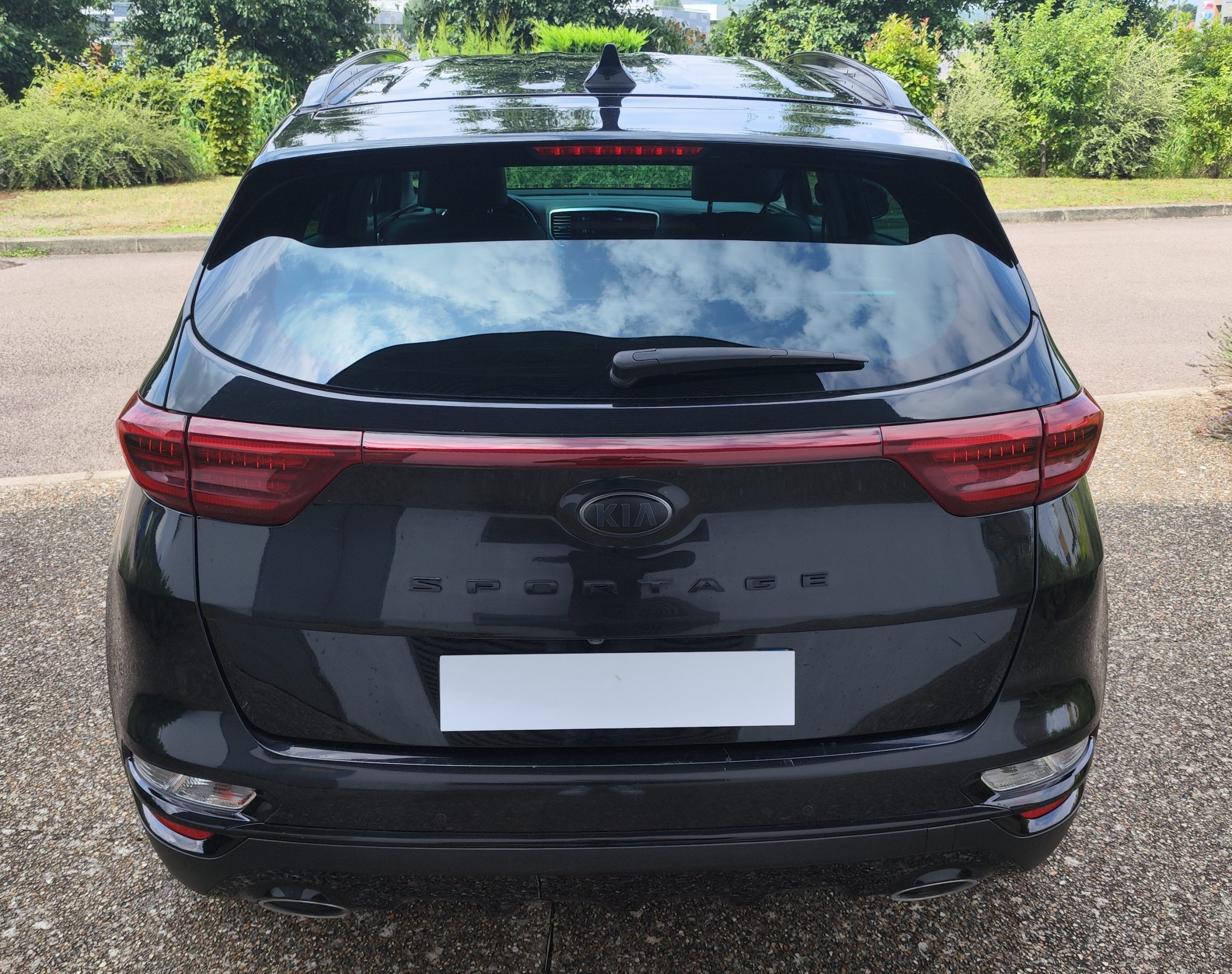 
								KIA SPORTAGE 1.6 CRDI 136CH MHEV ISG DCT7 BLACK EDITION GARANTIE 3/6/12 MOIS full									