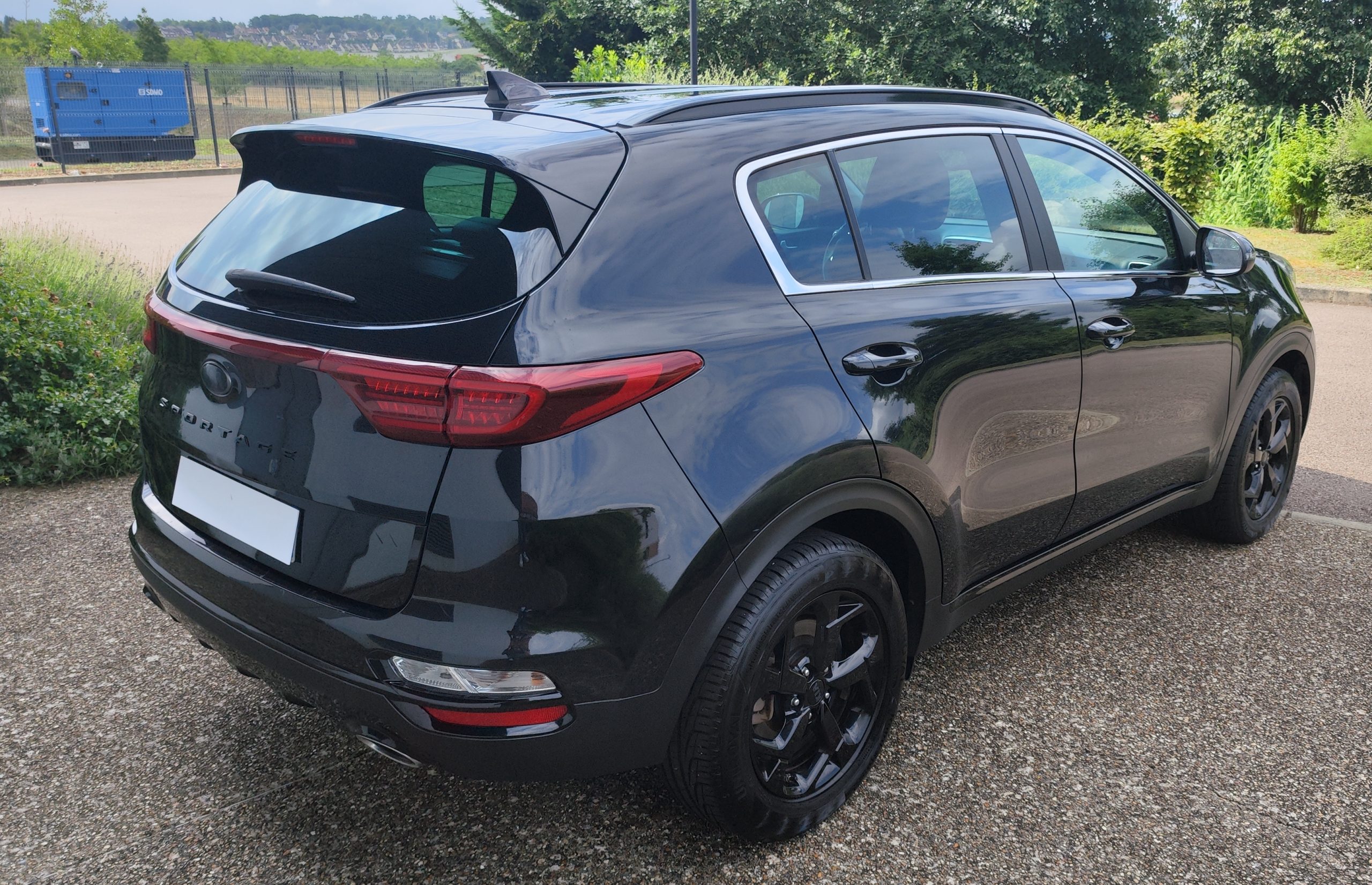 
								KIA SPORTAGE 1.6 CRDI 136CH MHEV ISG DCT7 BLACK EDITION GARANTIE 3/6/12 MOIS full									