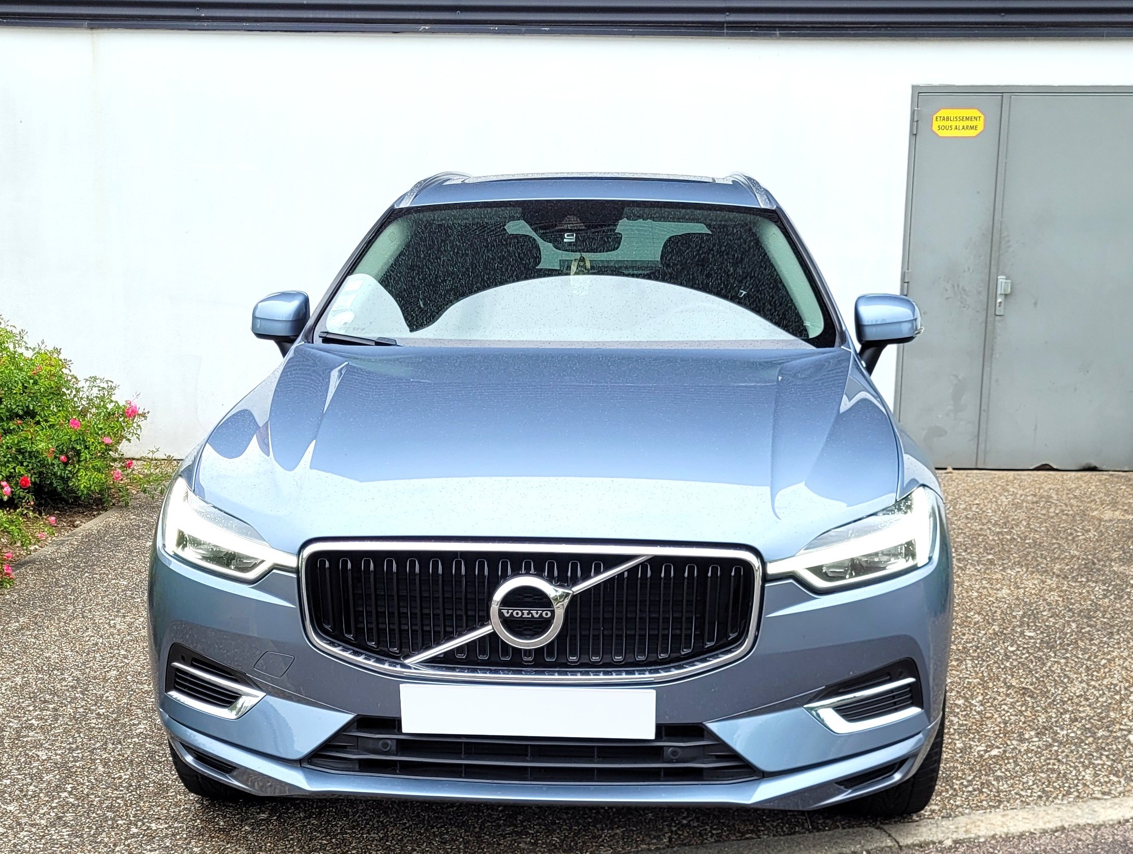 
								Volvo XC60 T8 Twin Engine 303 + 87ch Momentum Geartronic GARANTIE 3/6/12 MOIS full									