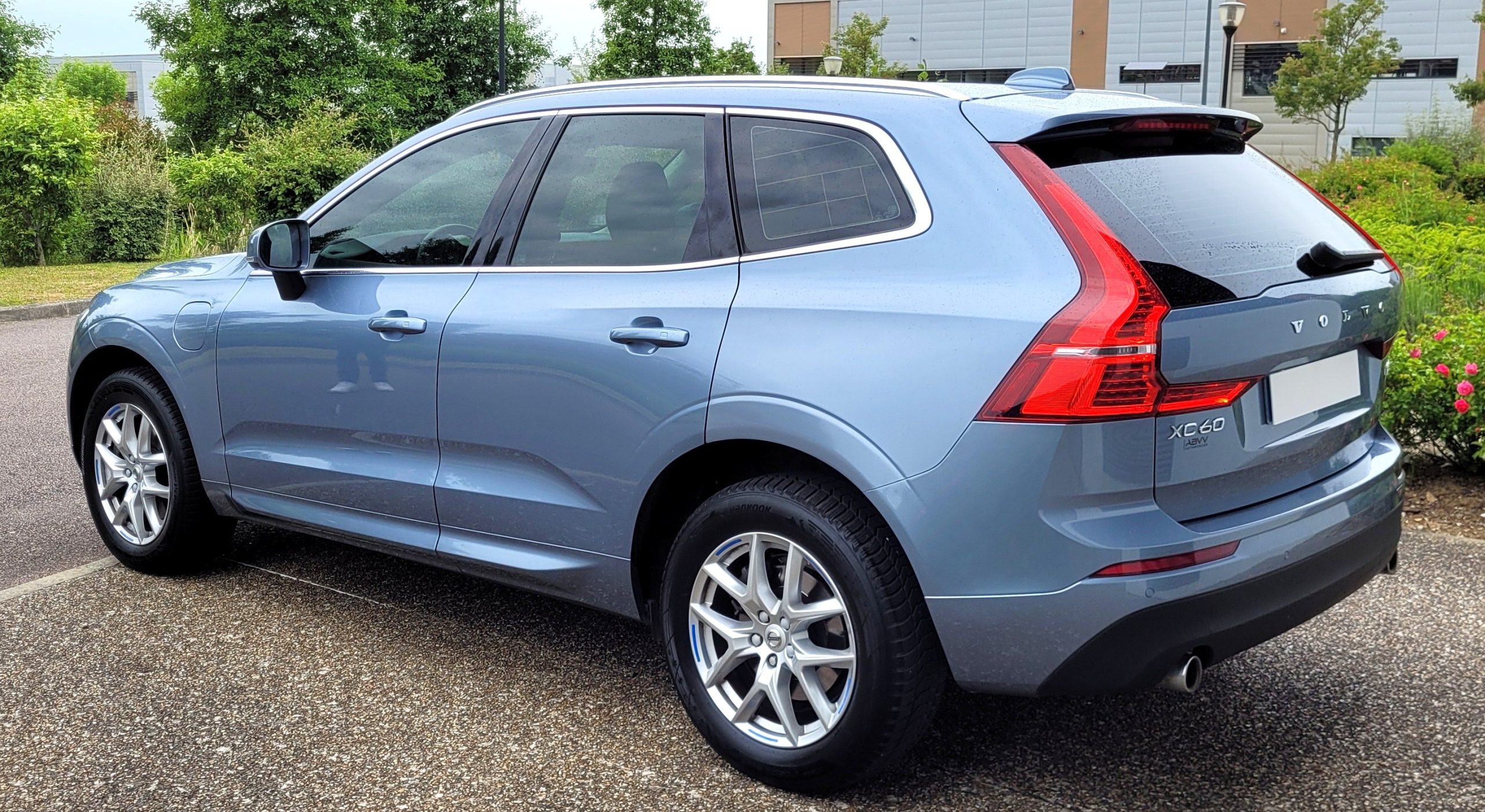
								Volvo XC60 T8 Twin Engine 303 + 87ch Momentum Geartronic GARANTIE 3/6/12 MOIS full									