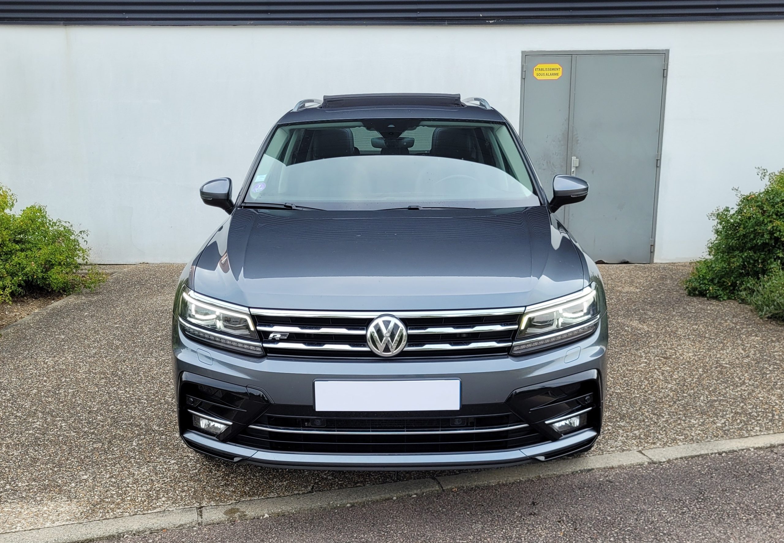 
								Volkswagen Tiguan Allspace 1.5 TSI 150 EVO DSG7 CARAT EXCLUSIVE RLINE full									