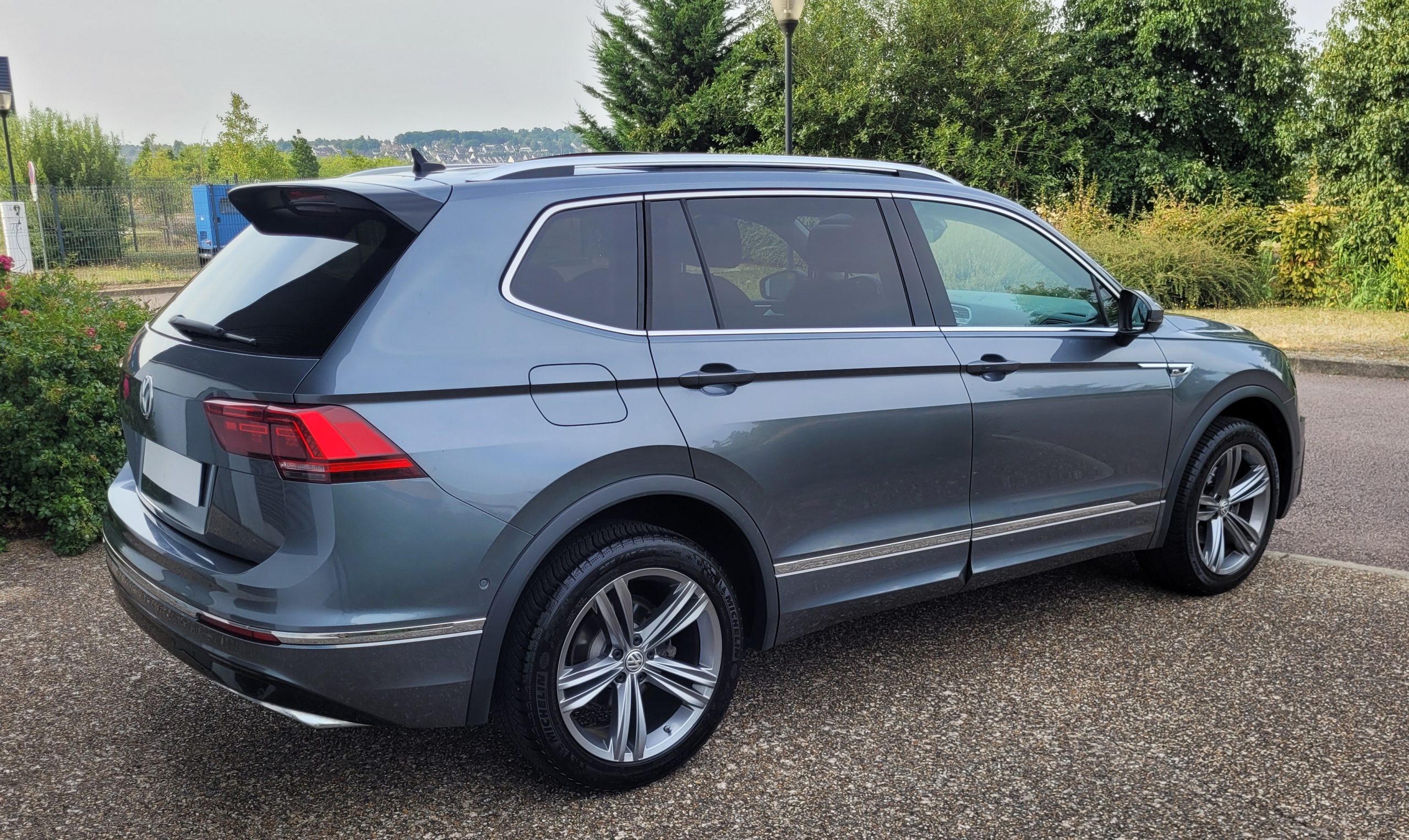 
								Volkswagen Tiguan Allspace 1.5 TSI 150 EVO DSG7 CARAT EXCLUSIVE RLINE full									