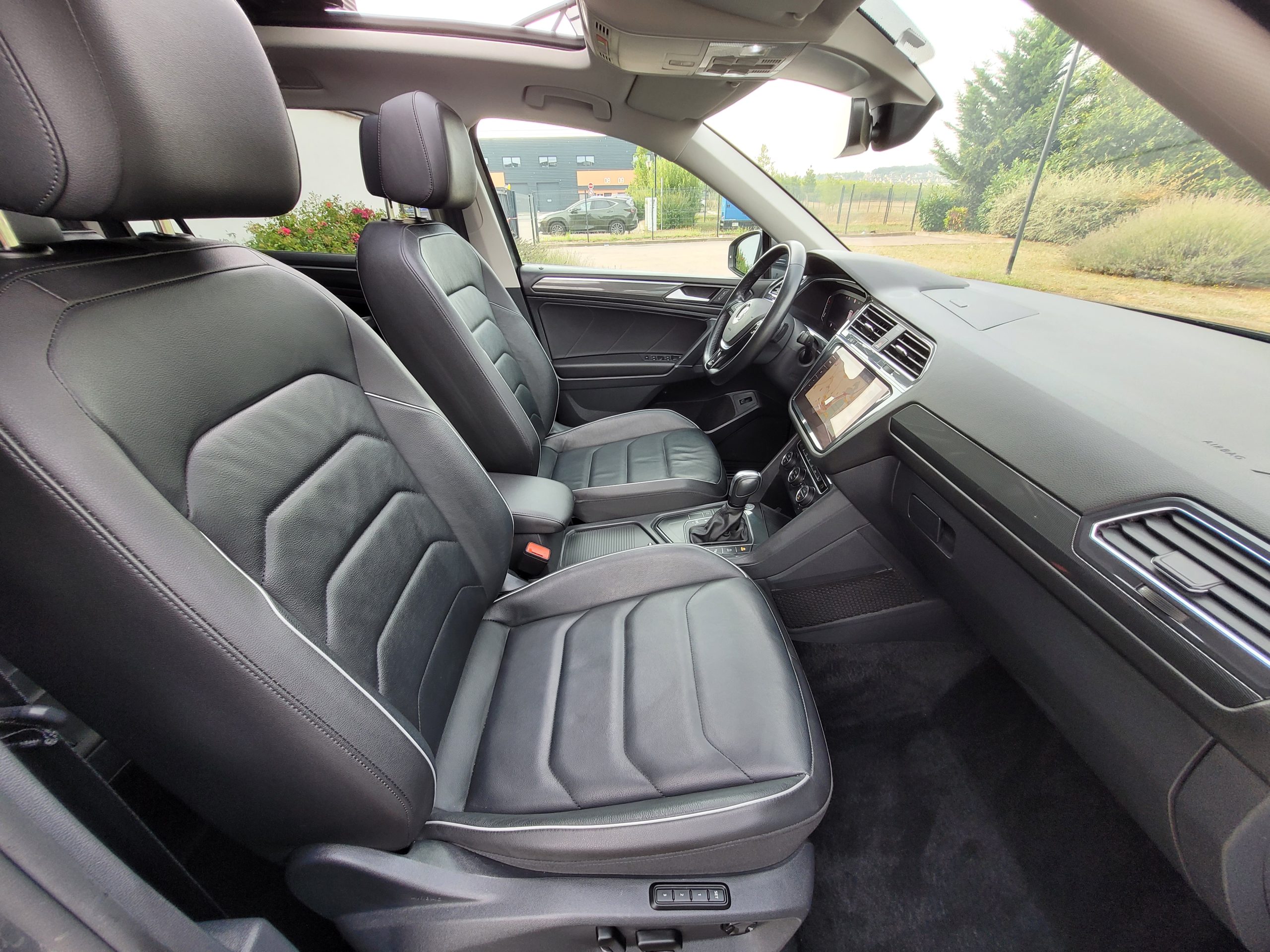 
								Volkswagen Tiguan Allspace 1.5 TSI 150 EVO DSG7 CARAT EXCLUSIVE RLINE full									