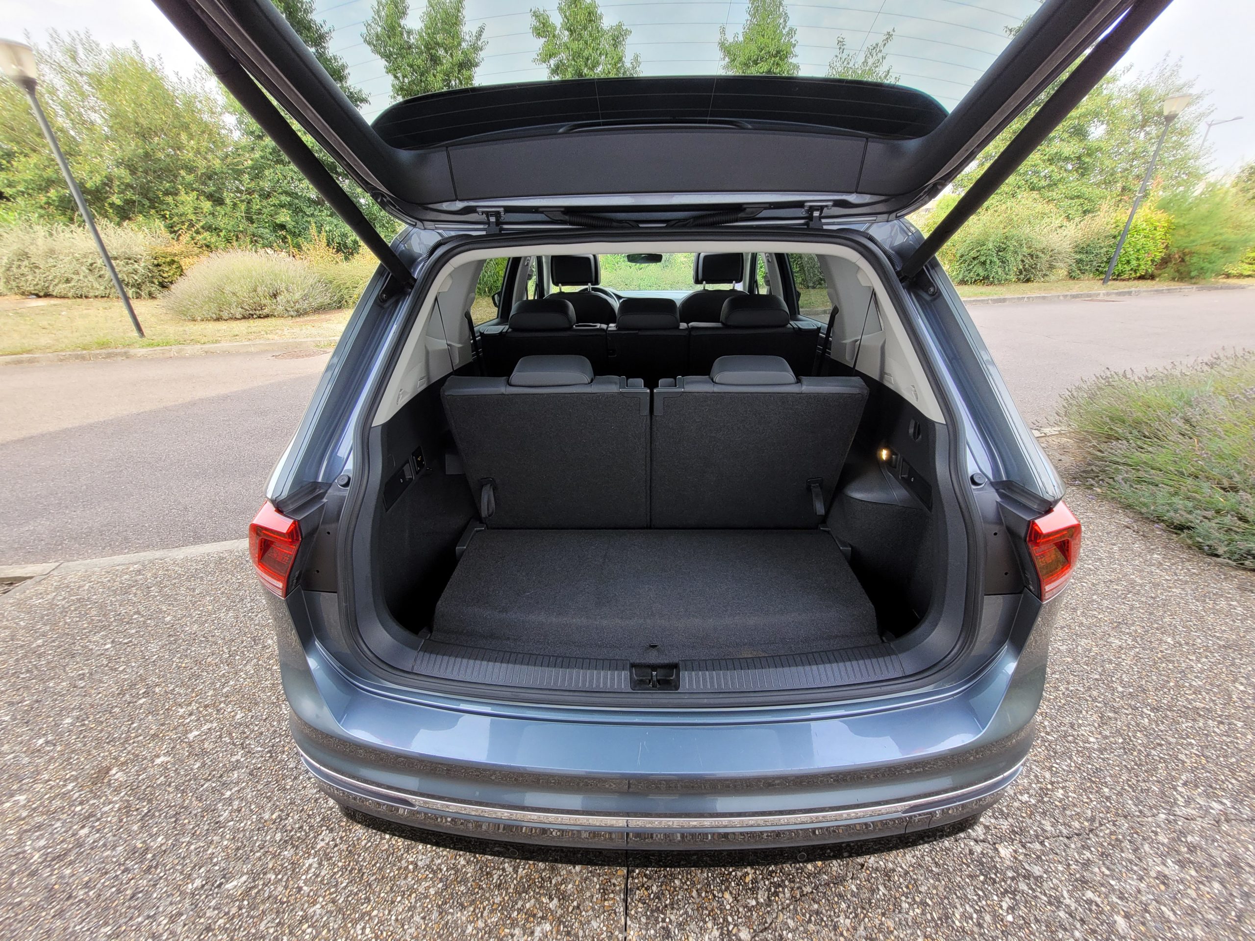 
								Volkswagen Tiguan Allspace 1.5 TSI 150 EVO DSG7 CARAT EXCLUSIVE RLINE full									