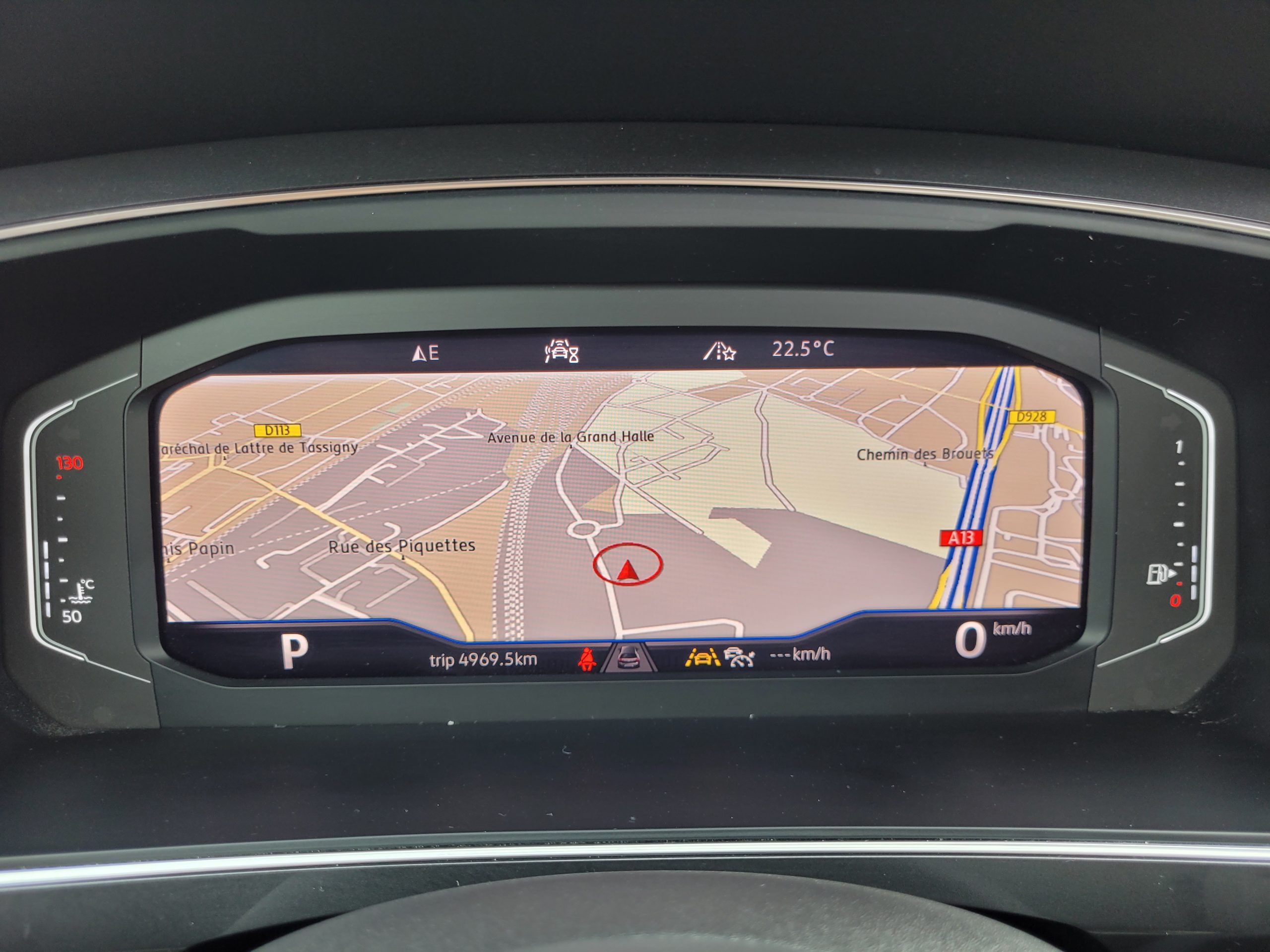 
								Volkswagen Tiguan Allspace 1.5 TSI 150 EVO DSG7 CARAT EXCLUSIVE RLINE full									