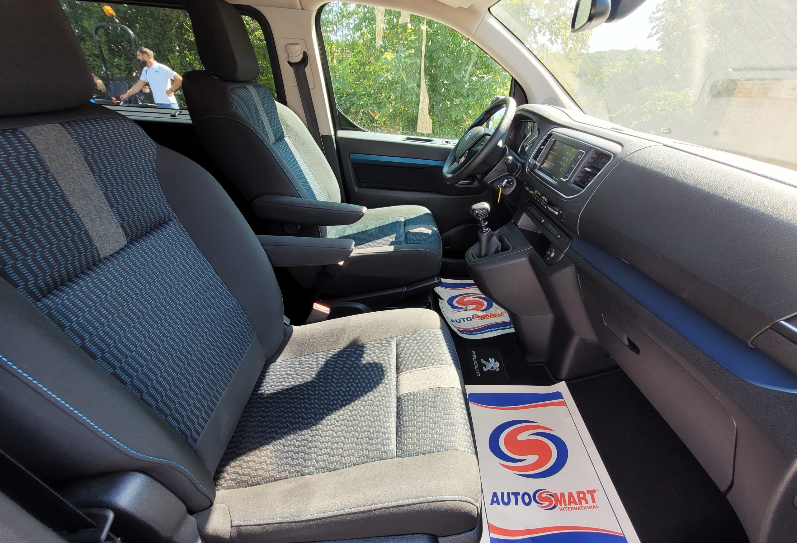 
								Peugeot Traveller 1.5 BHDI 120CH ALLURE 8 PLACES GARANTIE 3/6/12 MOIS TVA RECUPERABLE full									