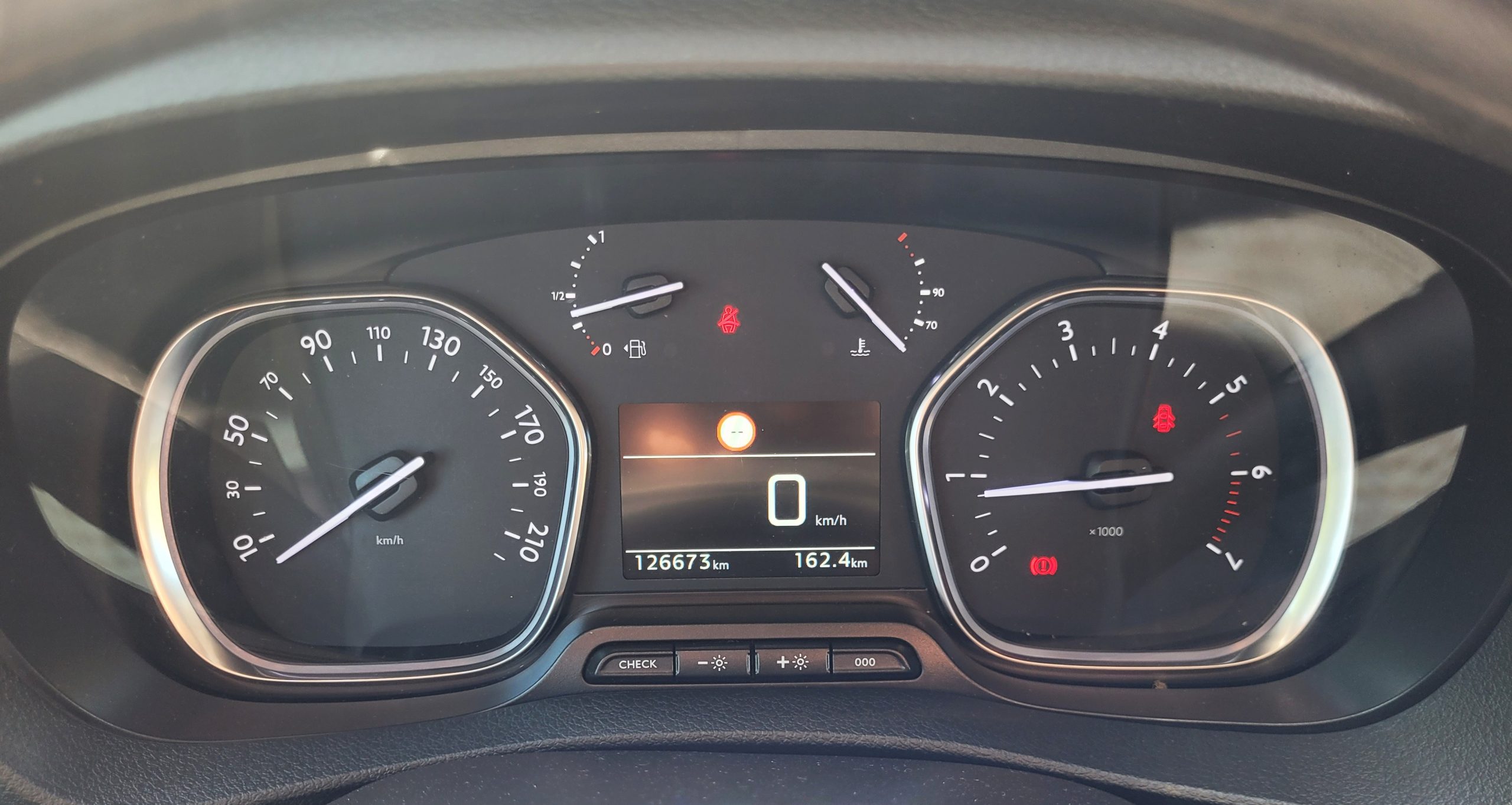 
								Peugeot Traveller 1.5 BHDI 120CH ALLURE 8 PLACES GARANTIE 3/6/12 MOIS TVA RECUPERABLE full									