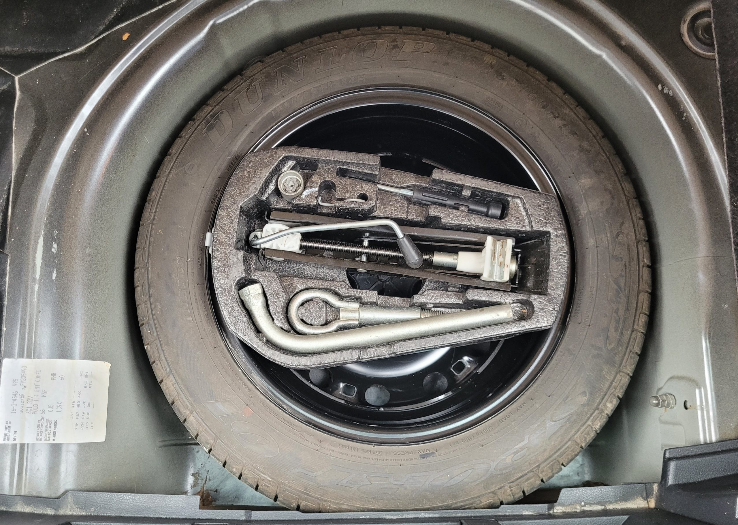 
								Volkswagen Polo 1.4 tdi 90 BLUEMOTION TECHNOLOGY SERIE SPECIALE LOUNGE GARANTIE 3/6/12 MOIS full									