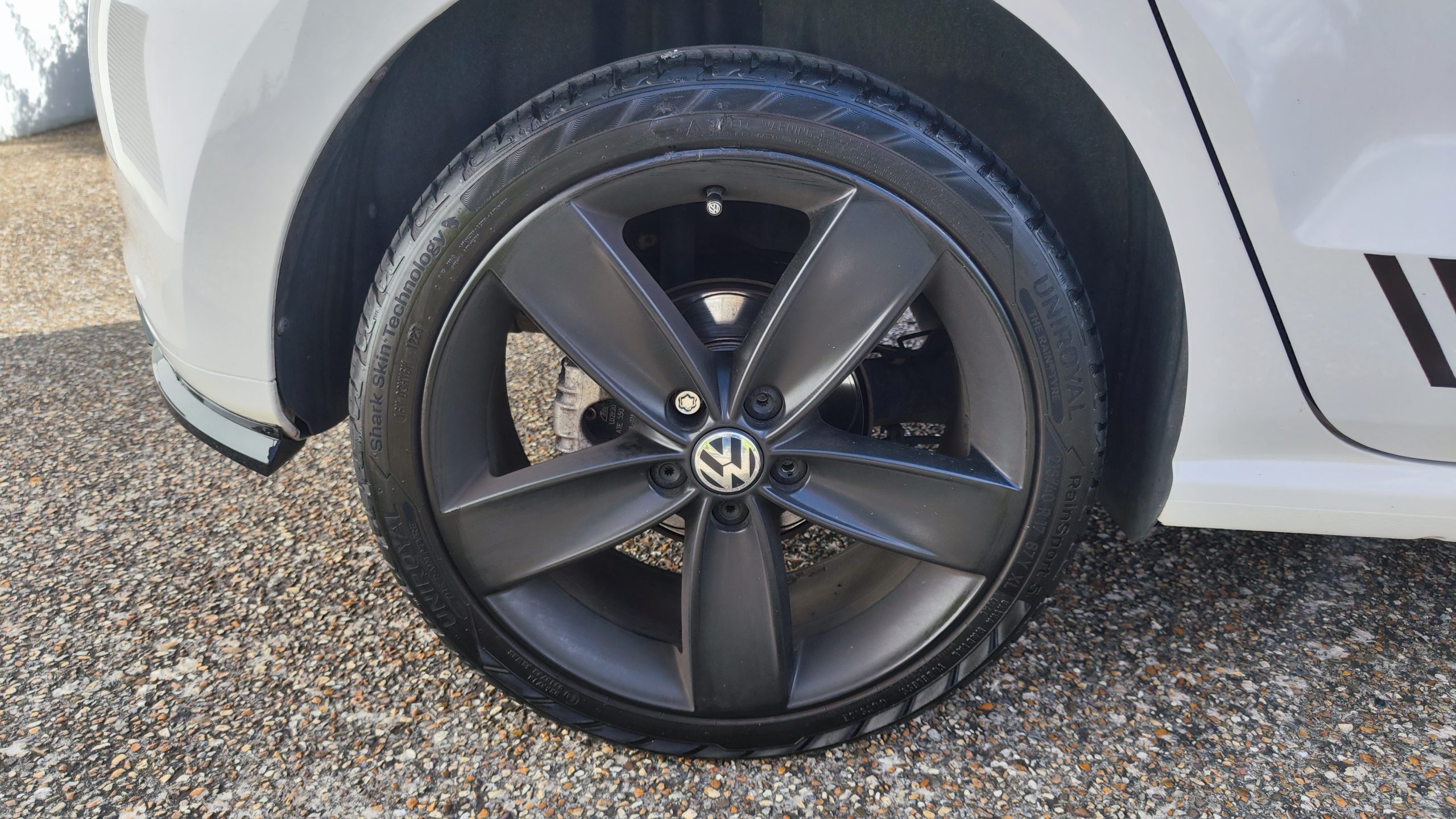 
								Volkswagen Polo 1.6 TDI 90CH CONFORTLINE CARPLAY / ANDROID AUTO full									