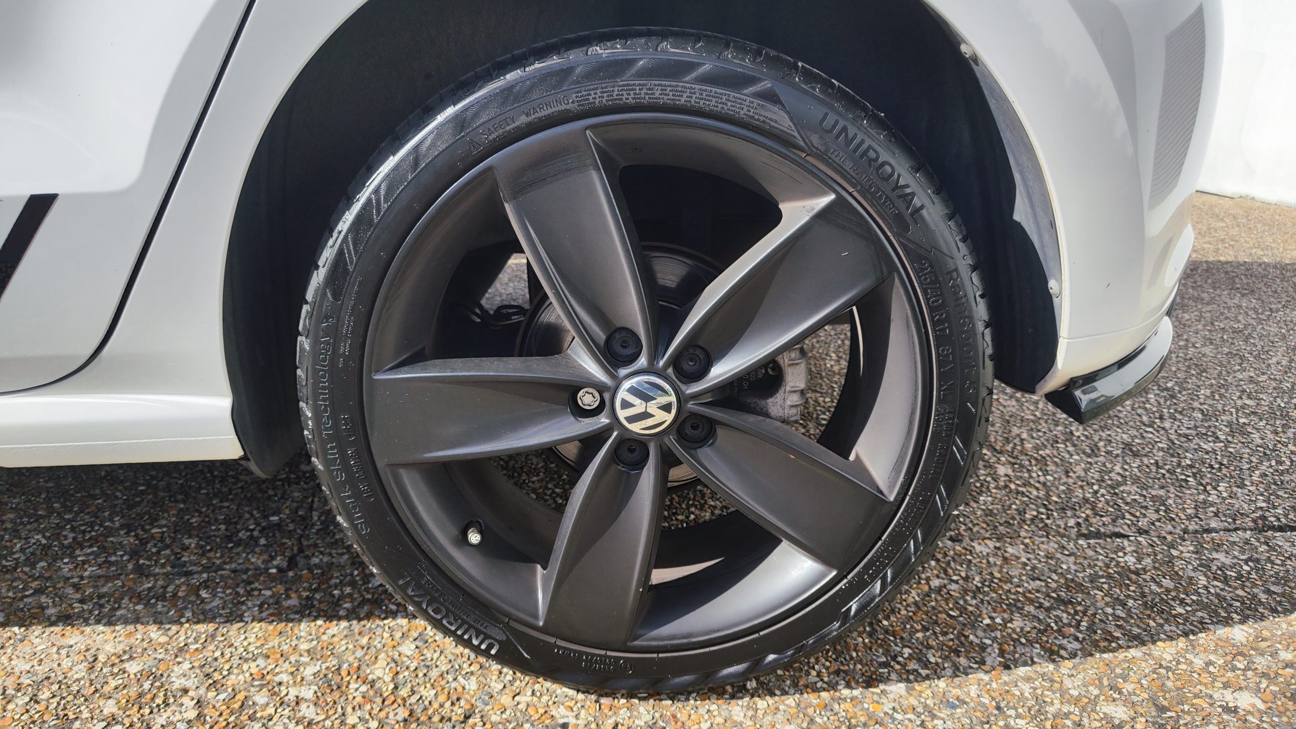 
								Volkswagen Polo 1.6 TDI 90CH CONFORTLINE CARPLAY / ANDROID AUTO full									