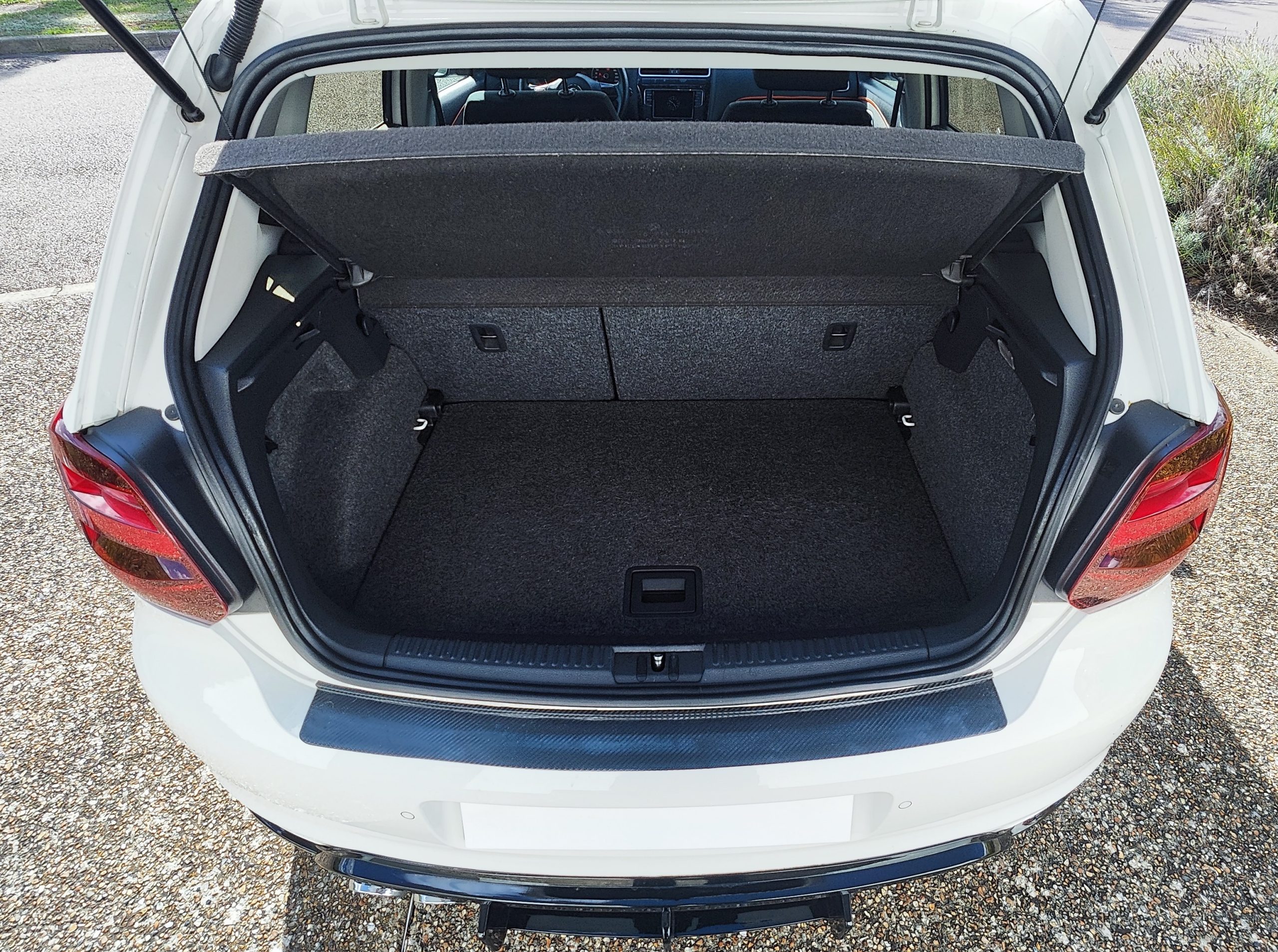 
								Volkswagen Polo 1.6 TDI 90CH CONFORTLINE CARPLAY / ANDROID AUTO full									