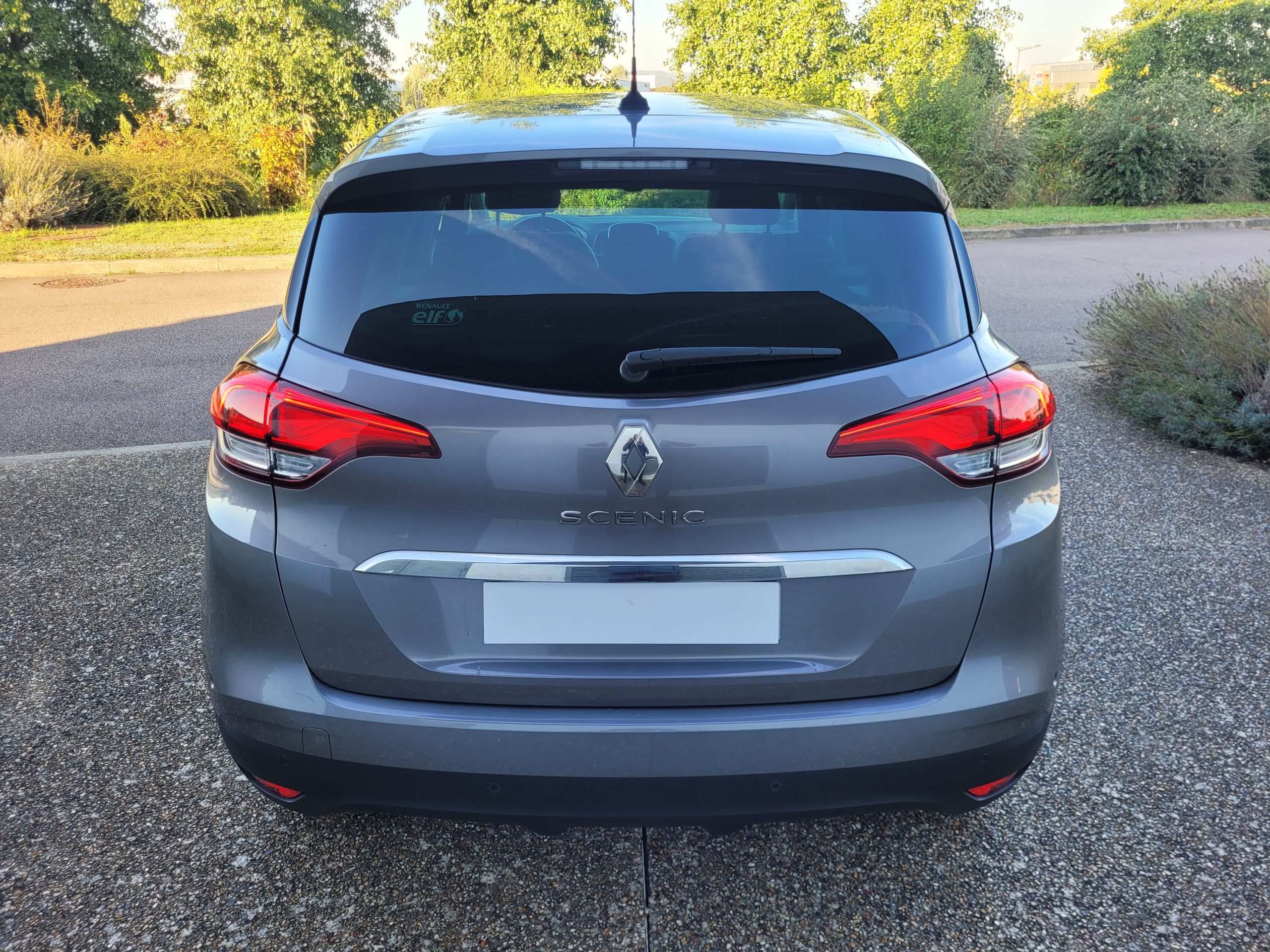 
								RENAULT Scenic TCE 140CV INTENS GARANTIE 3/6/12 MOIS full									