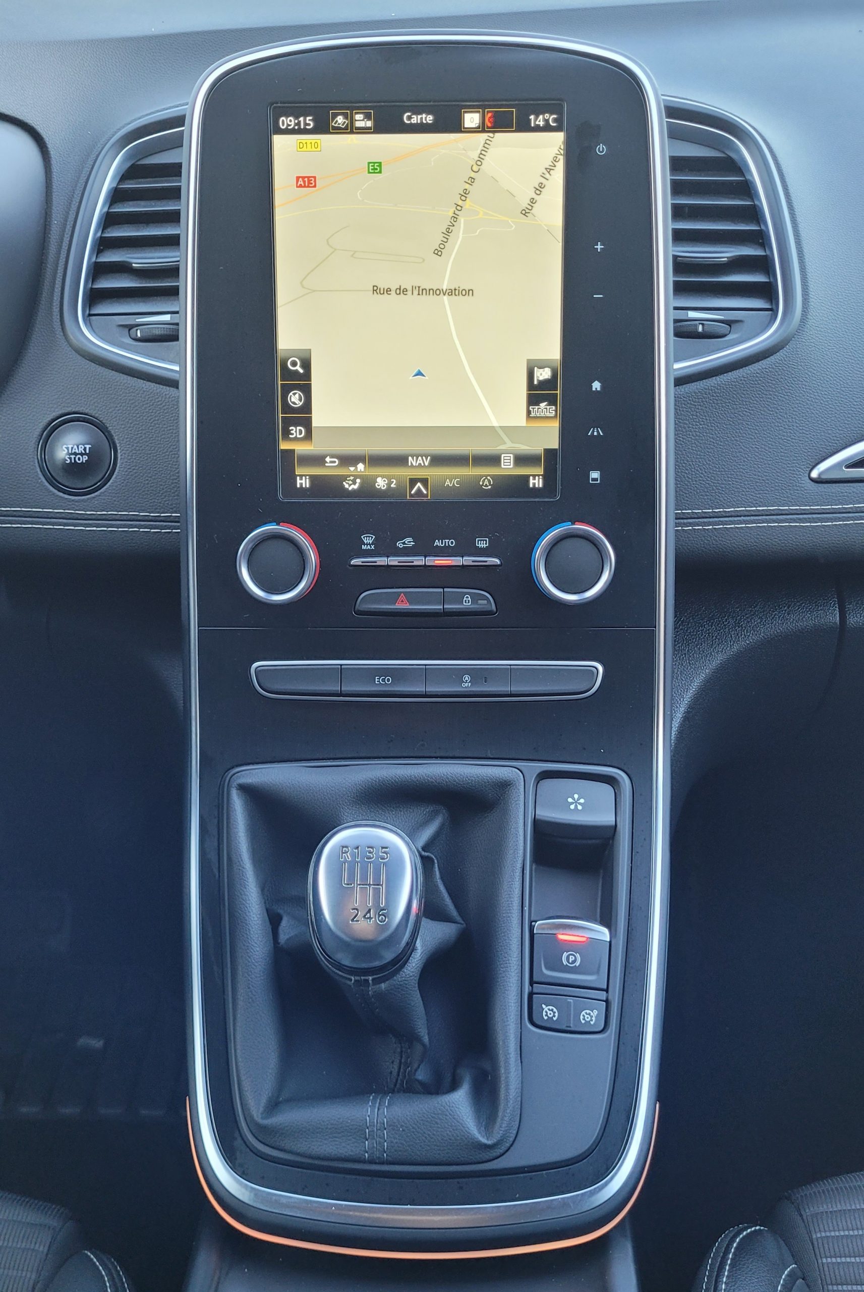 
								RENAULT Scenic TCE 140CV INTENS GARANTIE 3/6/12 MOIS full									