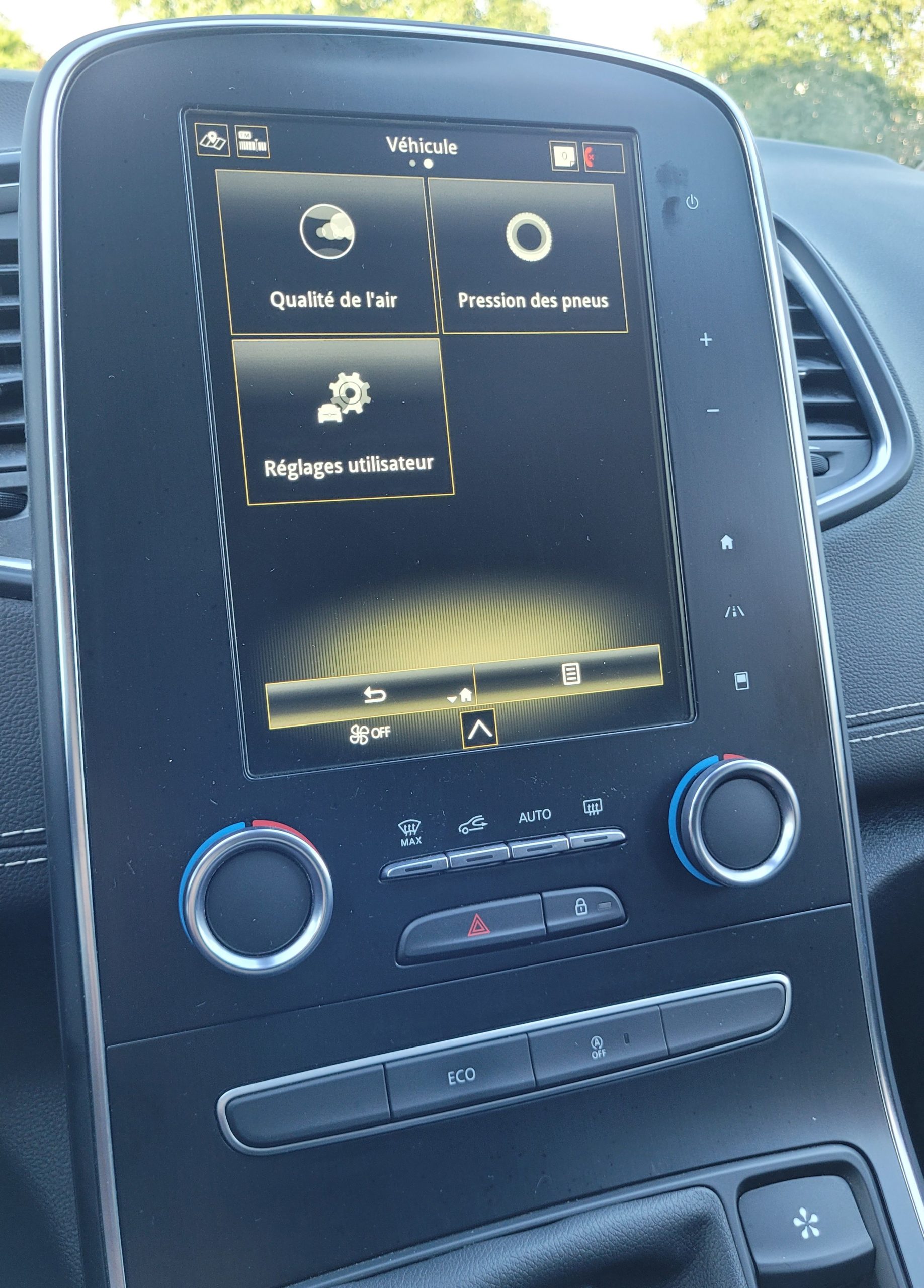 
								RENAULT Scenic TCE 140CV INTENS GARANTIE 3/6/12 MOIS full									