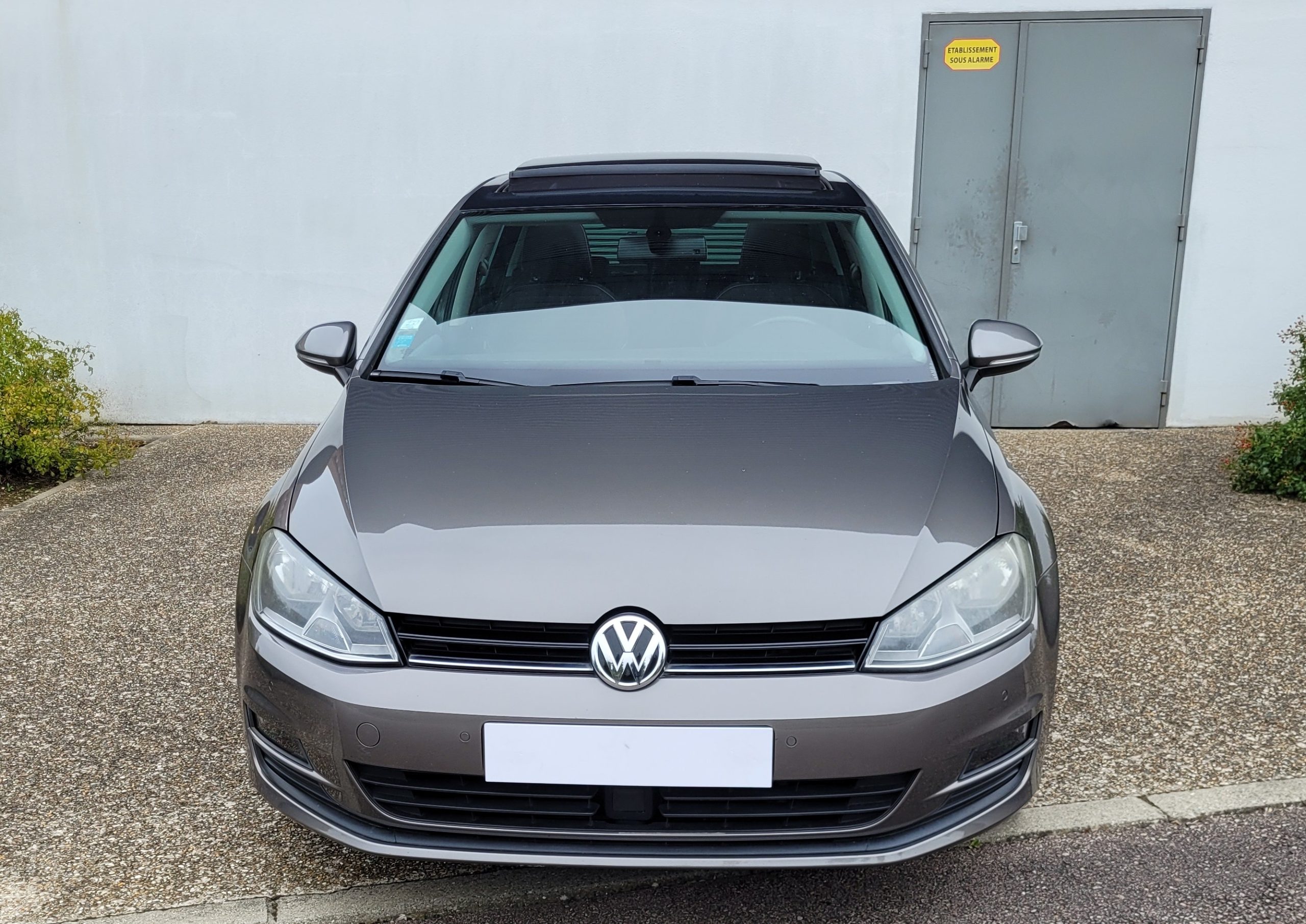 
								Volkswagen Golf 1.2 TSI 105 DSG7 CUP TOIT OUVRANT 1ER MAIN ENTRETIENT VW COMPLET GARANTIE 3/6/12MOIS full									