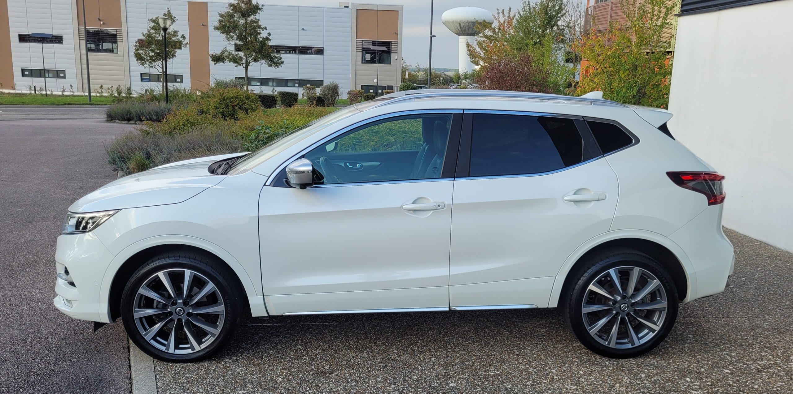 
								Nissan Qashqai1.3 DIG-T 160 DCT TEKNA+ garantie 3/6/12 MOIS full									