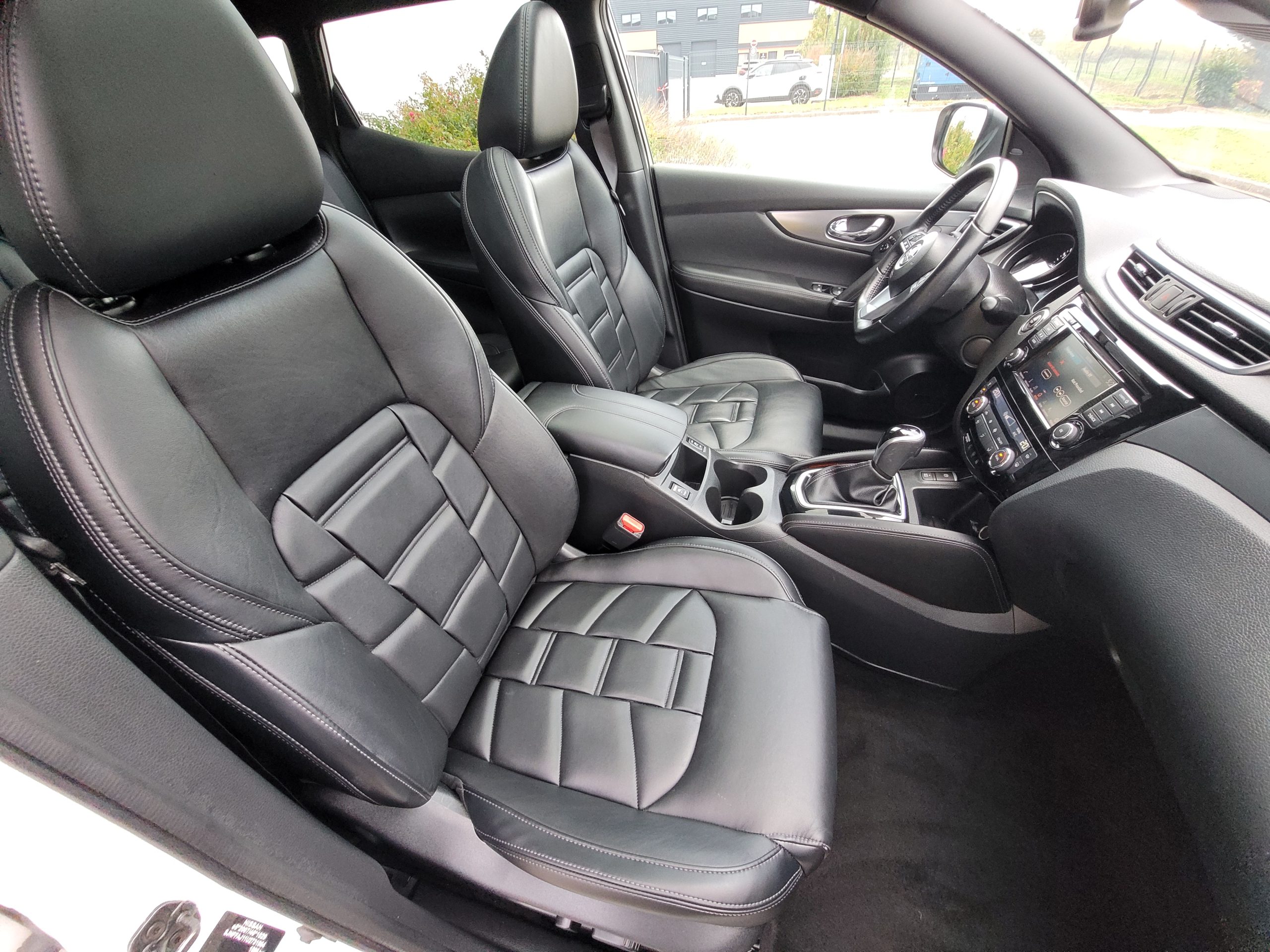 
								Nissan Qashqai1.3 DIG-T 160 DCT TEKNA+ garantie 3/6/12 MOIS full									