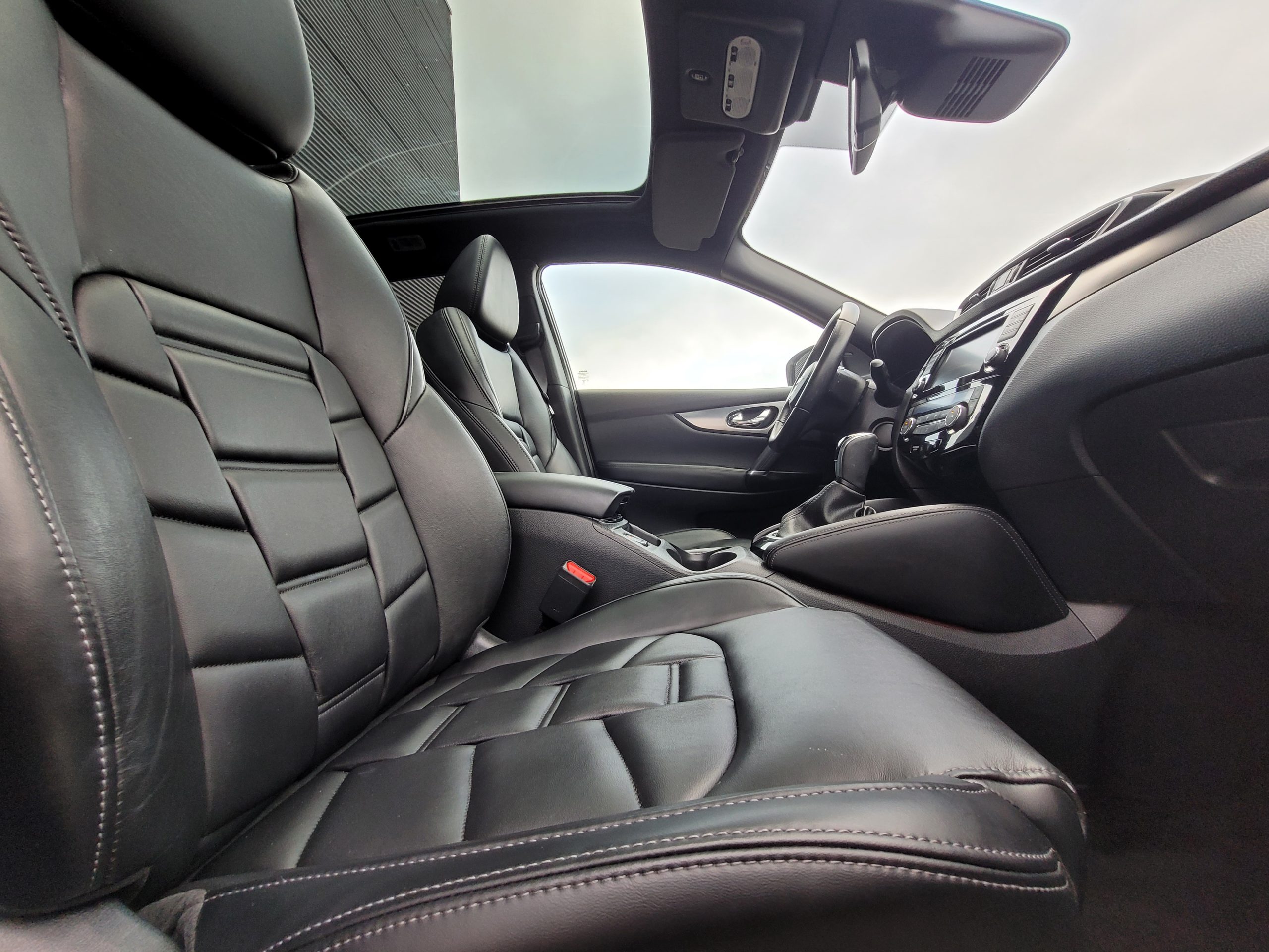 
								Nissan Qashqai1.3 DIG-T 160 DCT TEKNA+ garantie 3/6/12 MOIS full									