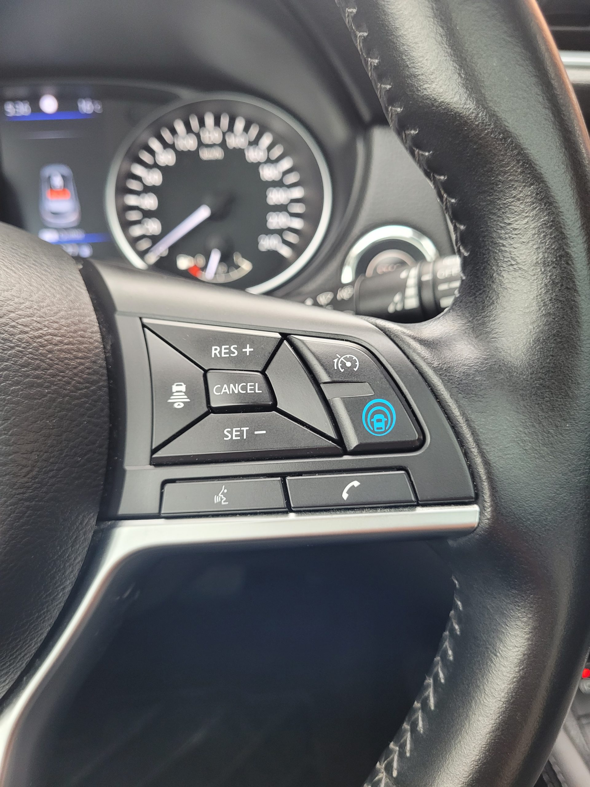 
								Nissan Qashqai1.3 DIG-T 160 DCT TEKNA+ garantie 3/6/12 MOIS full									