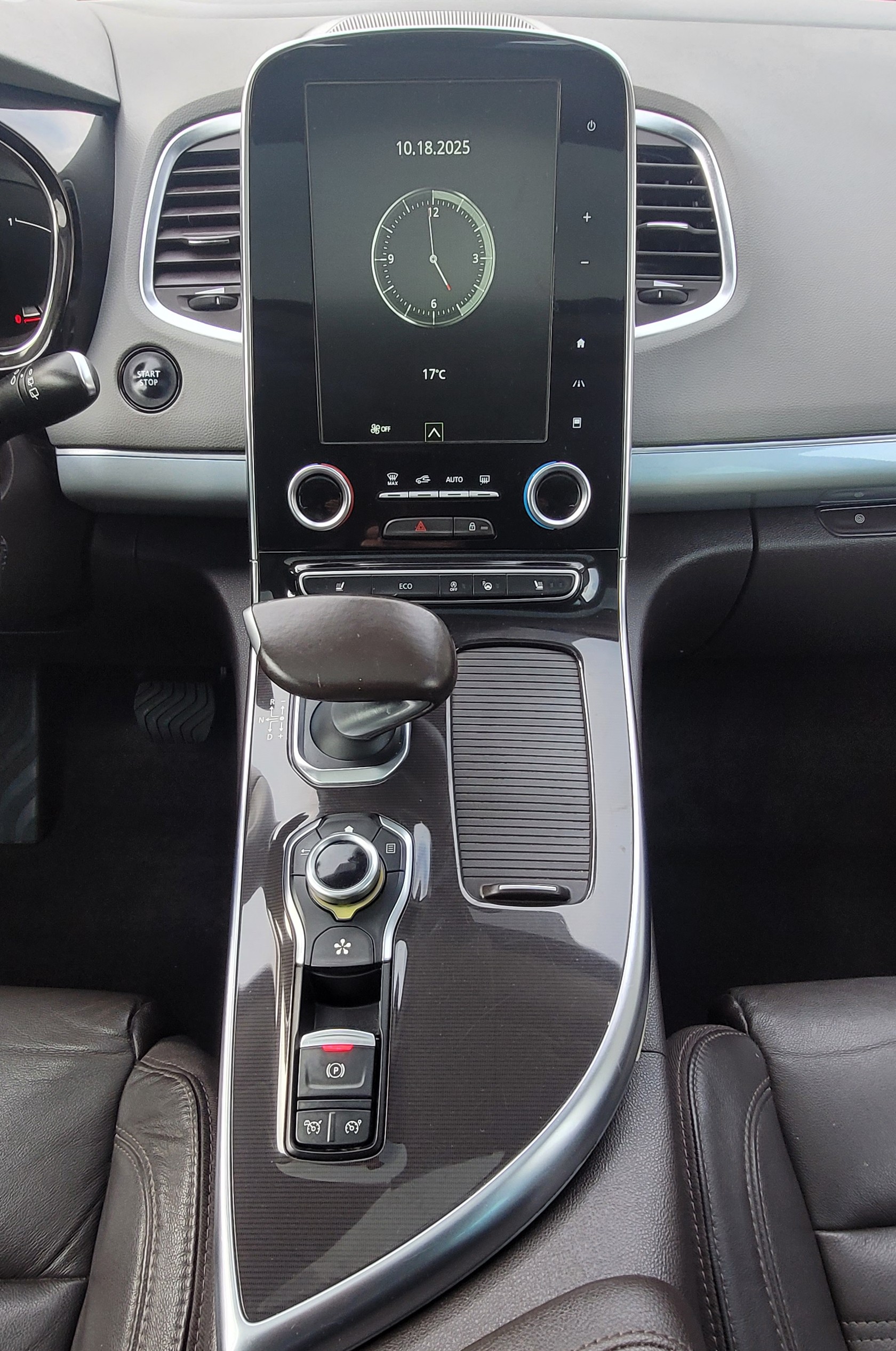 
								RENAULT Espace V DCI 160CH ENERGY TWIN TURBO INTENS EDC FULL CUIR GARANTIE 3/6/12 MOIS full									