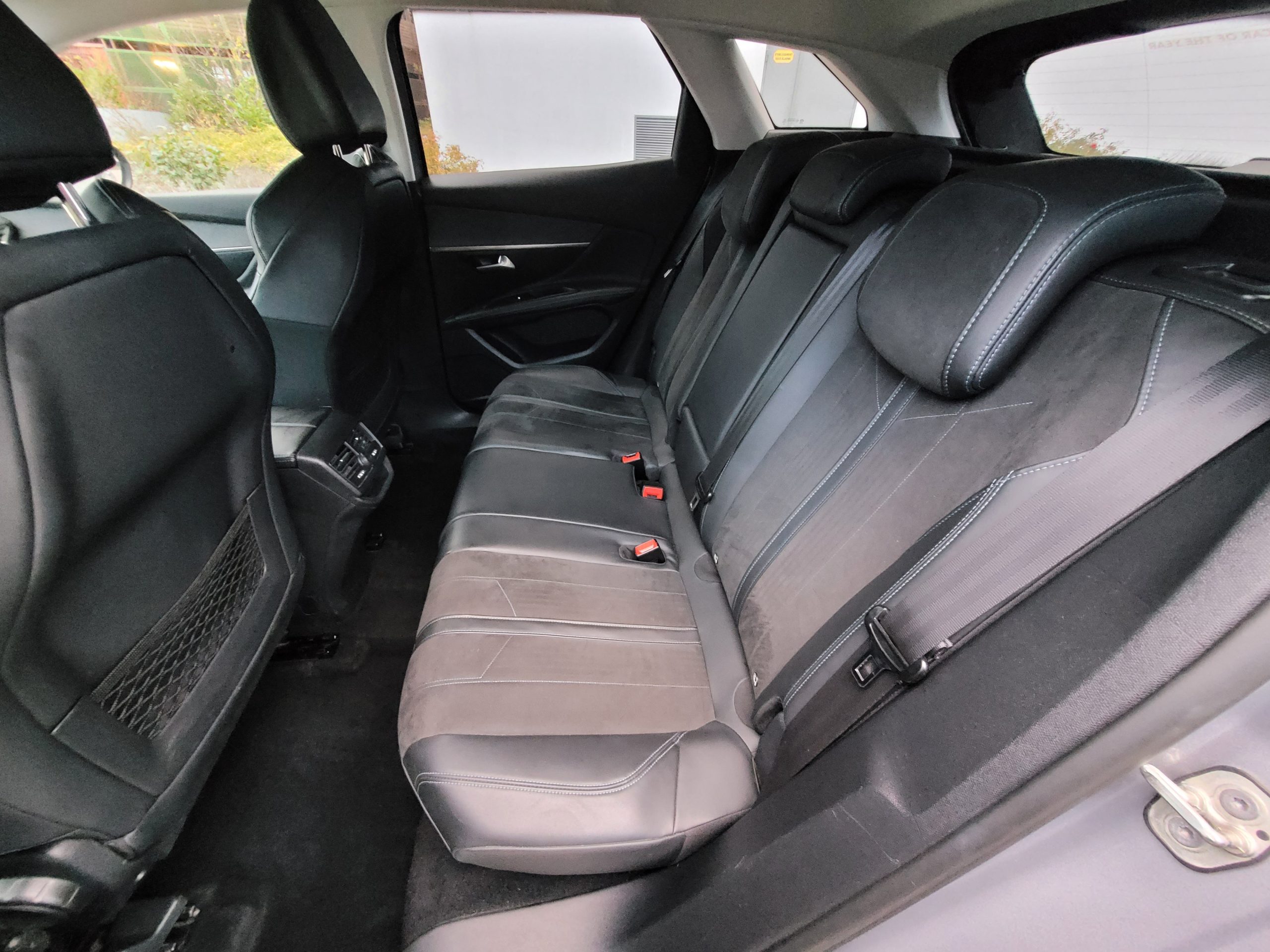 
								PEUGEOT 3008 1.6 BLUEHDI 120 EAT6 CROSSWAY full									