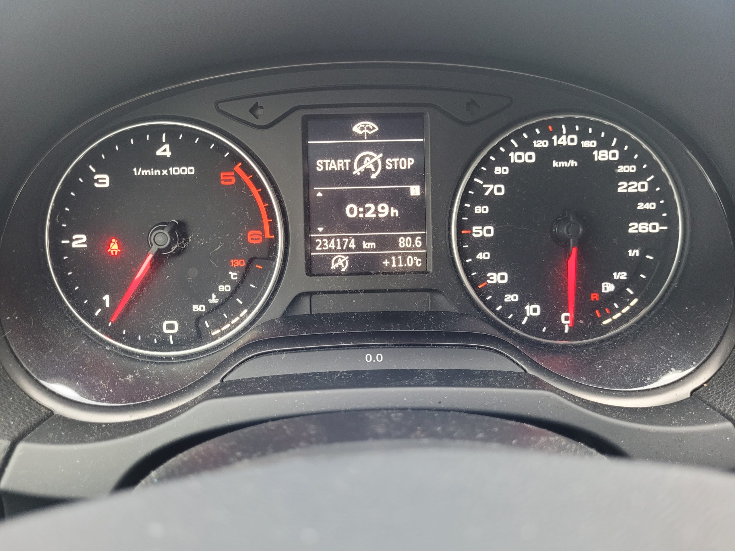 
								AUDI A3 2.0 TDI 150 BUSINESS LINE full									