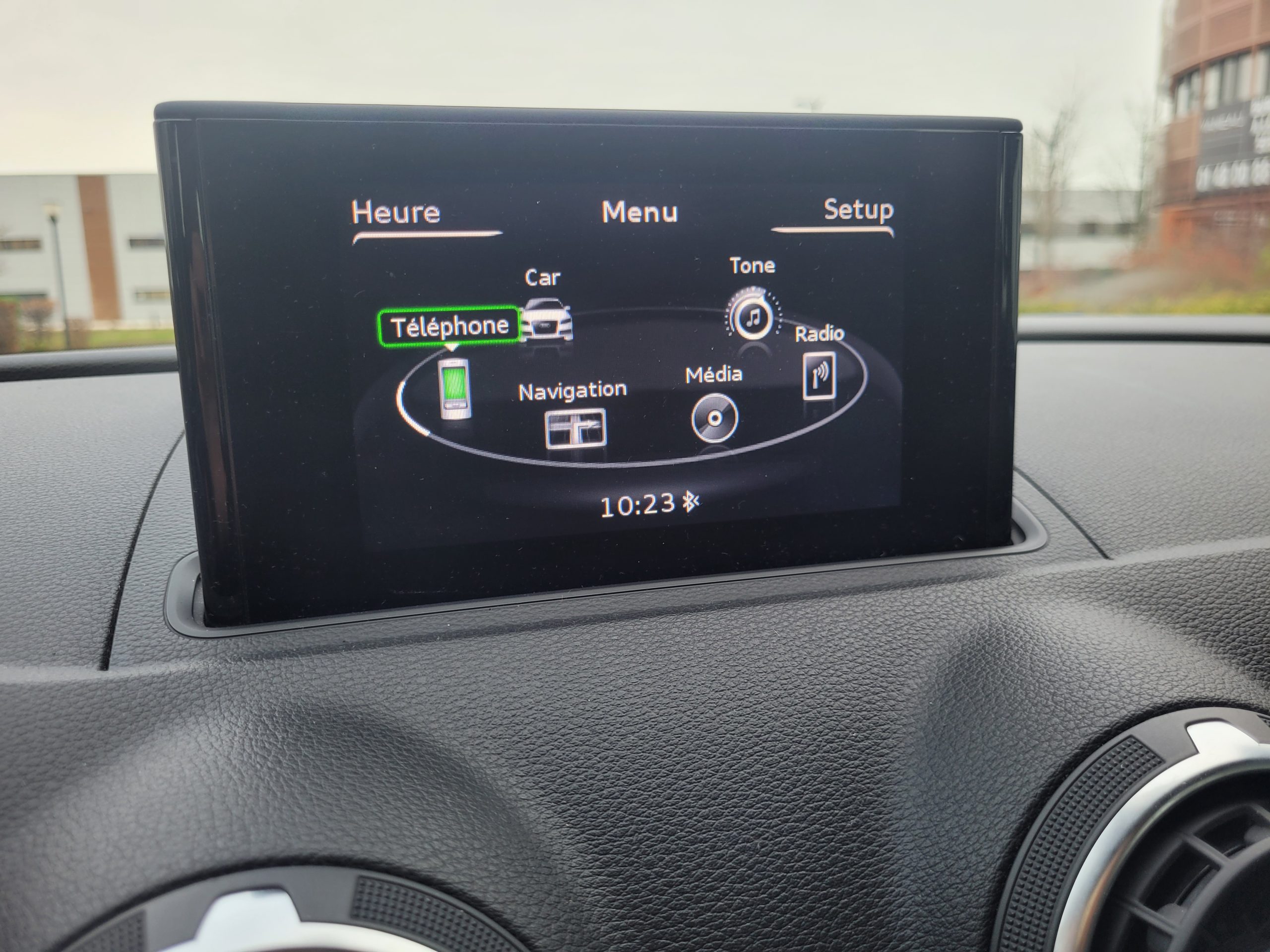 
								AUDI A3 2.0 TDI 150 BUSINESS LINE full									