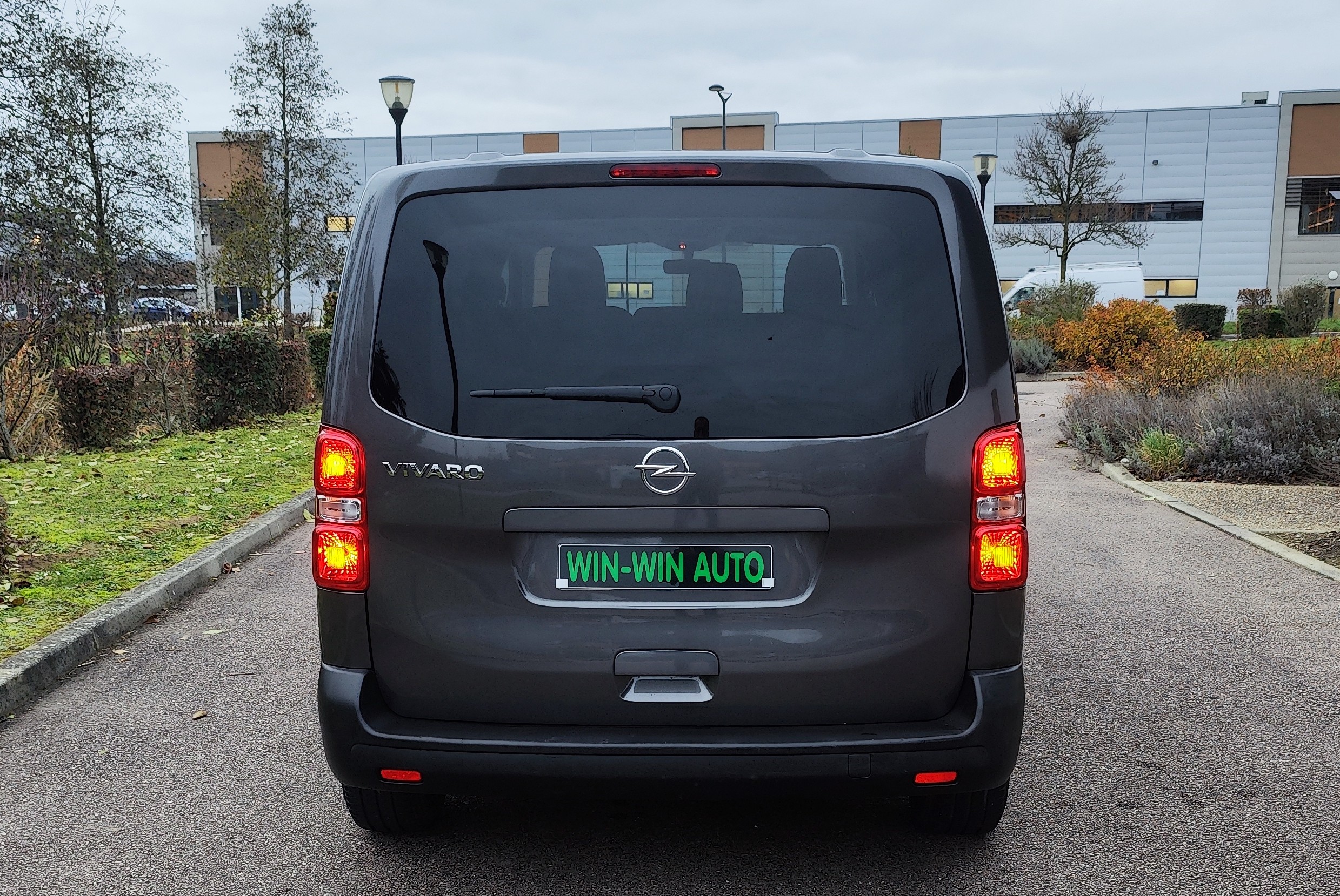 
								OPEL VIVARO COMBI MOYEN 1.5 D 120 L2 STANDARD PM full									