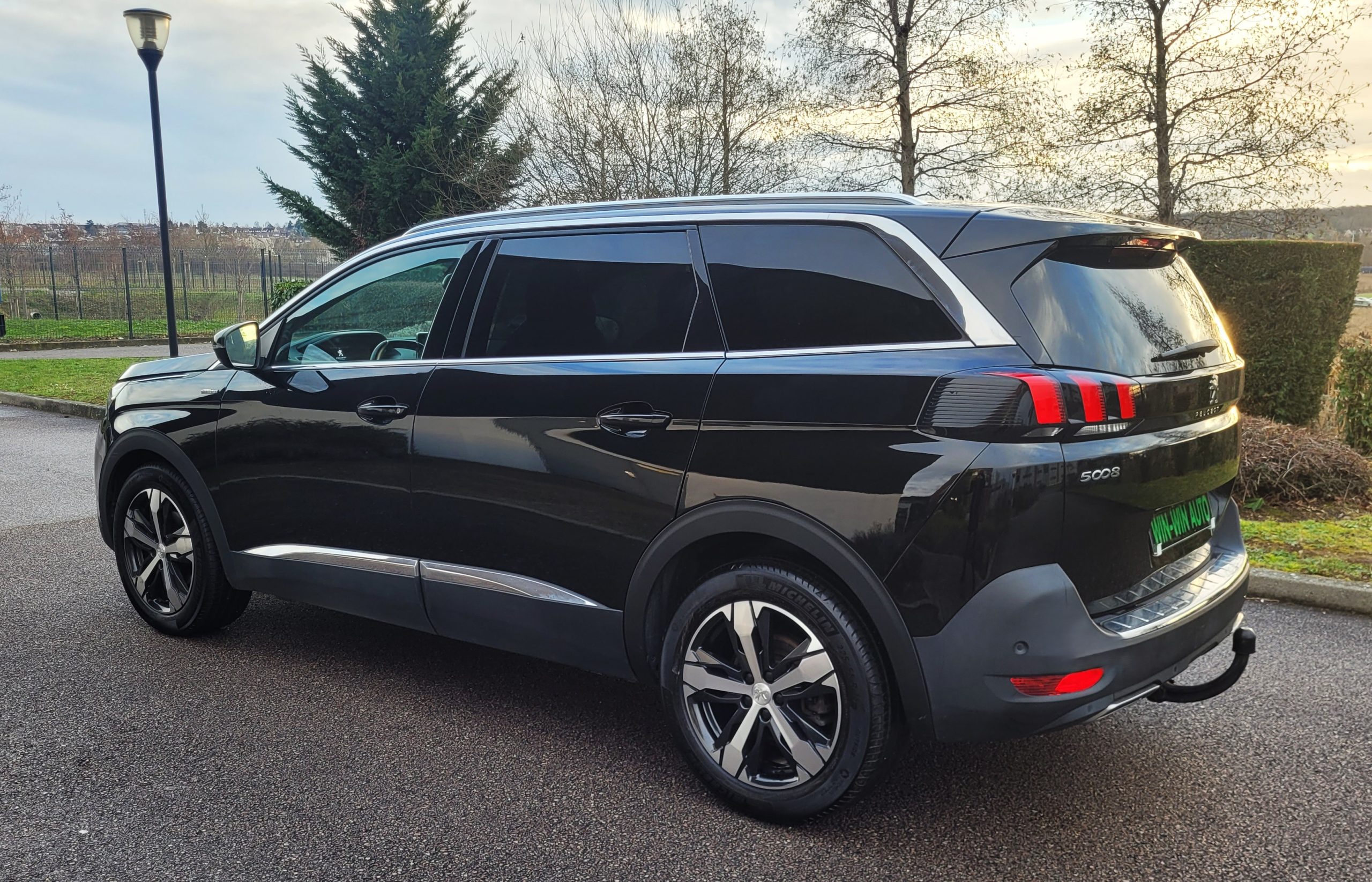 
								Peugeot 5008 2.0 BLUEHDI 180 GT LINE EAT8 full									