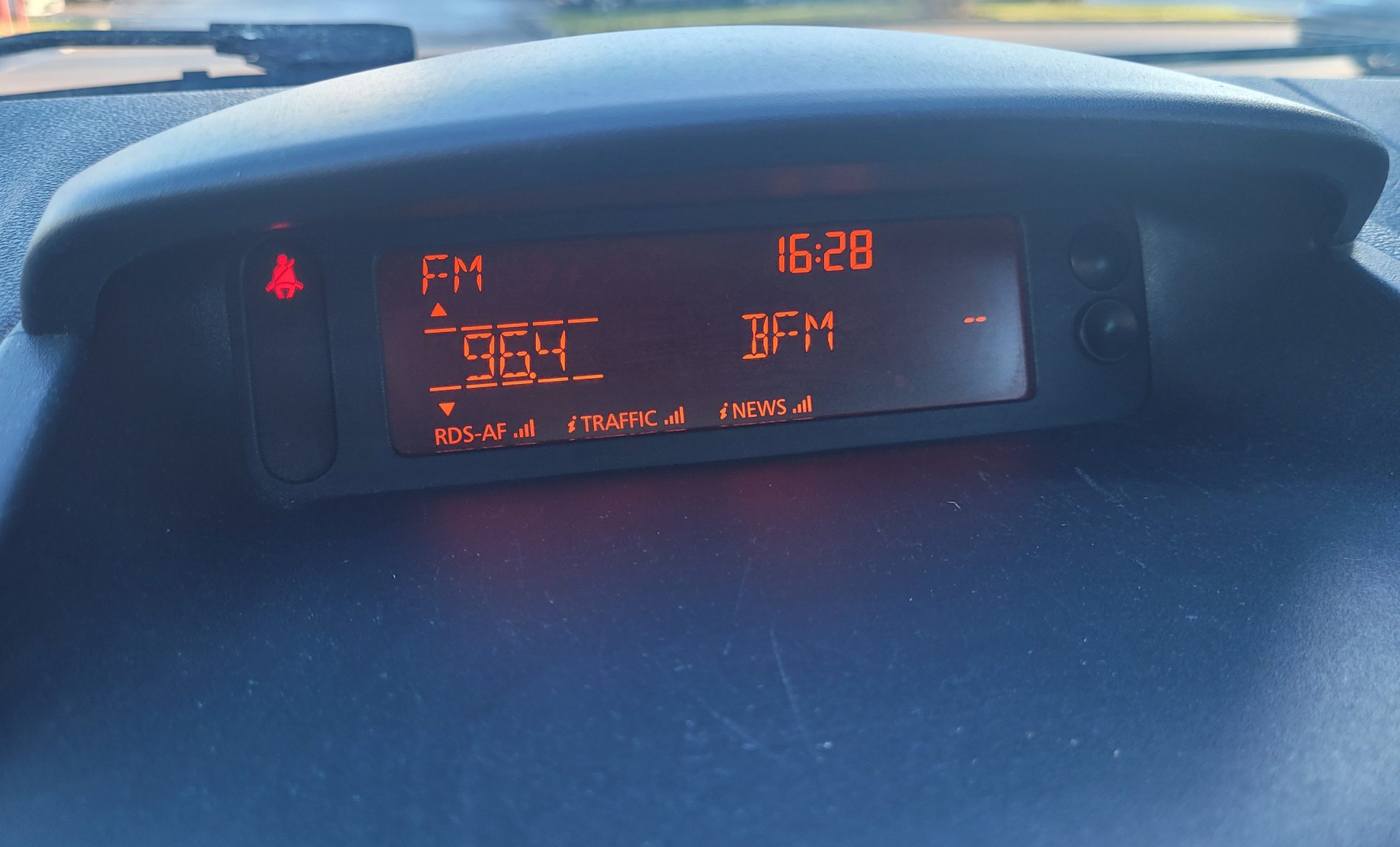 
								Renault Clio 1.2 75 EXPRESSION CLIM full									