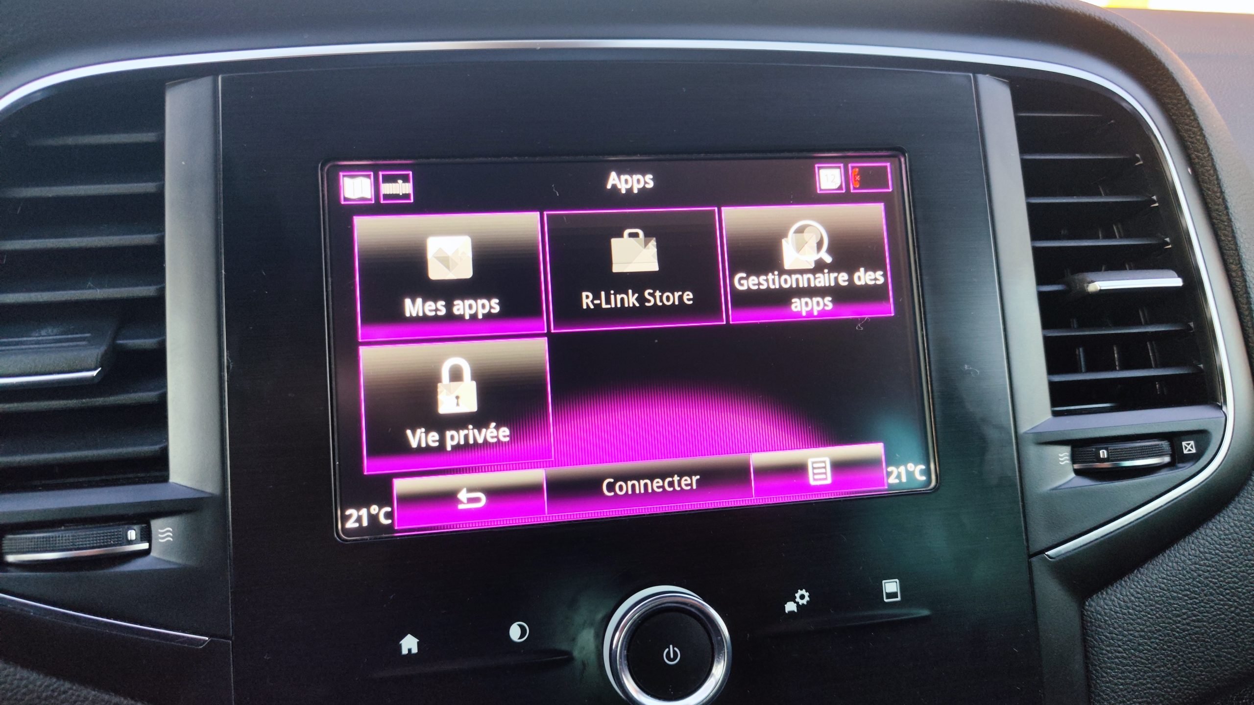 
								RENAULT MEGANE IV 1.5 BLUEDCI 115CH BUSINESS full									