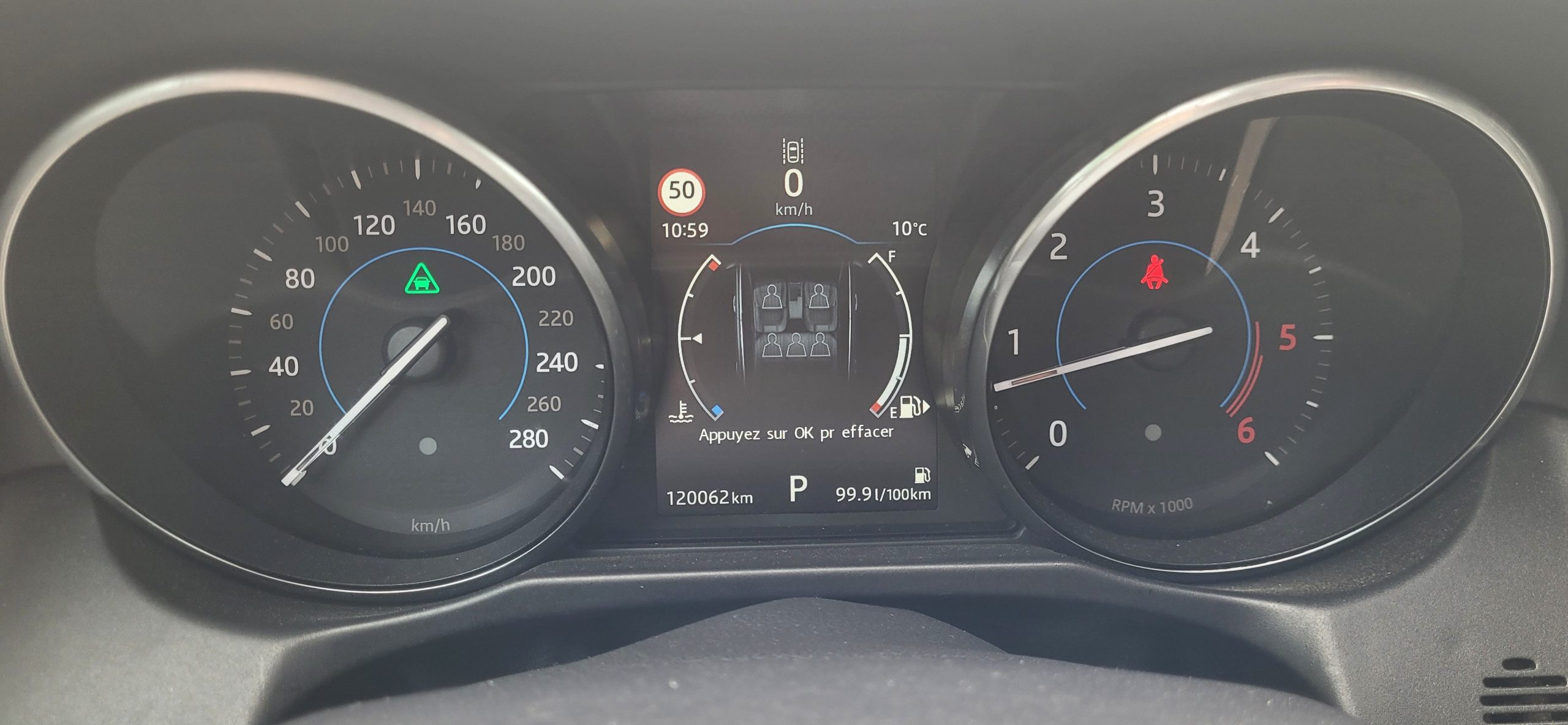 
								Jaguar XF 3.0 D 301CH PRESTIGE FULL BLACK TOIT OUVRANT full									